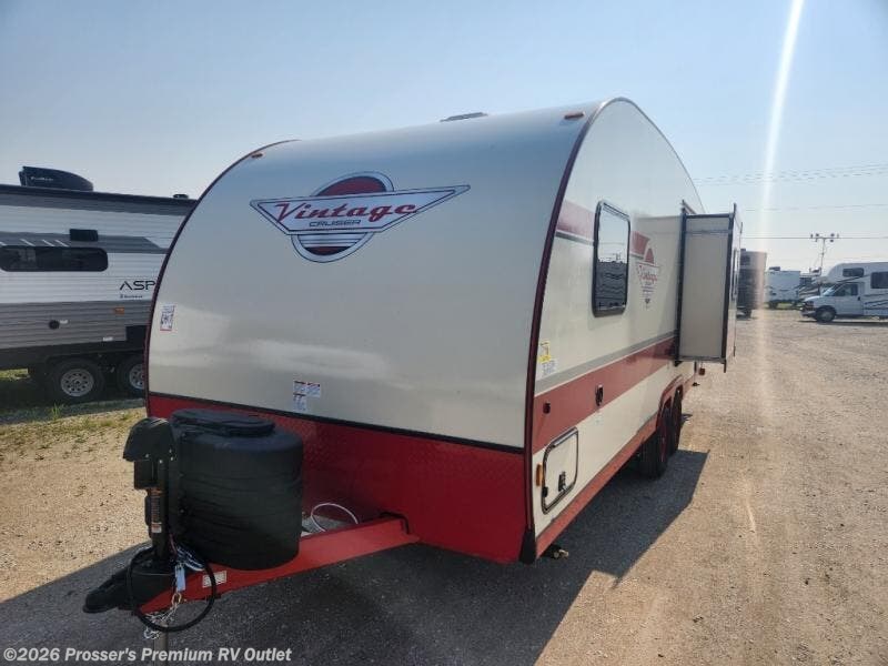 New 2025 Gulf Stream VINTAGE 23TWS available in Sturtevant, Wisconsin