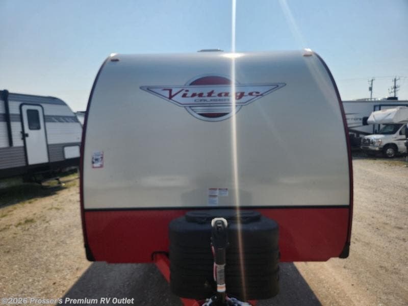 2025 VINTAGE 23TWS by Gulf Stream from Prosser's Premium RV Outlet in Sturtevant, Wisconsin