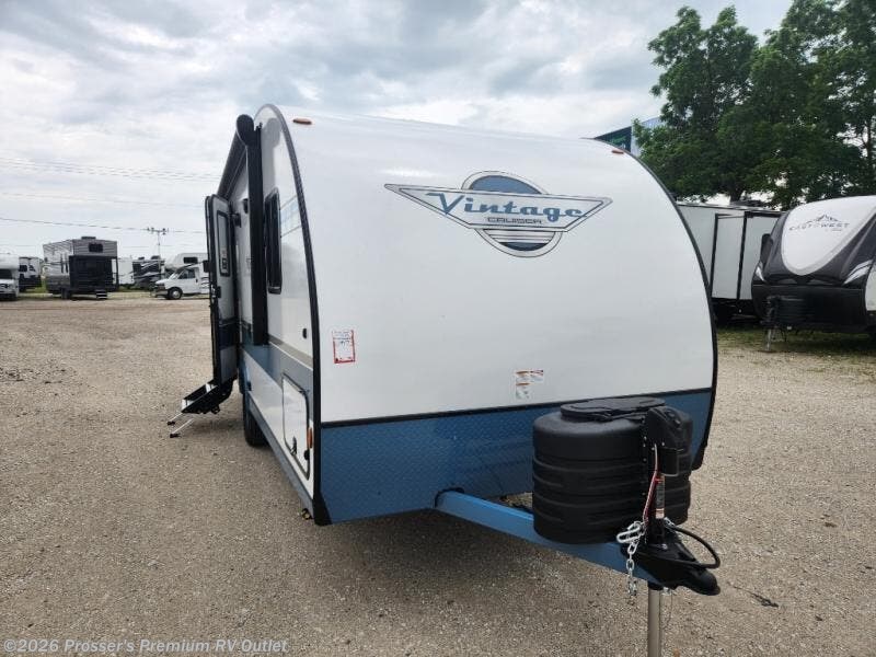 New 2026 Gulf Stream VINTAGE 19ERD available in Sturtevant, Wisconsin