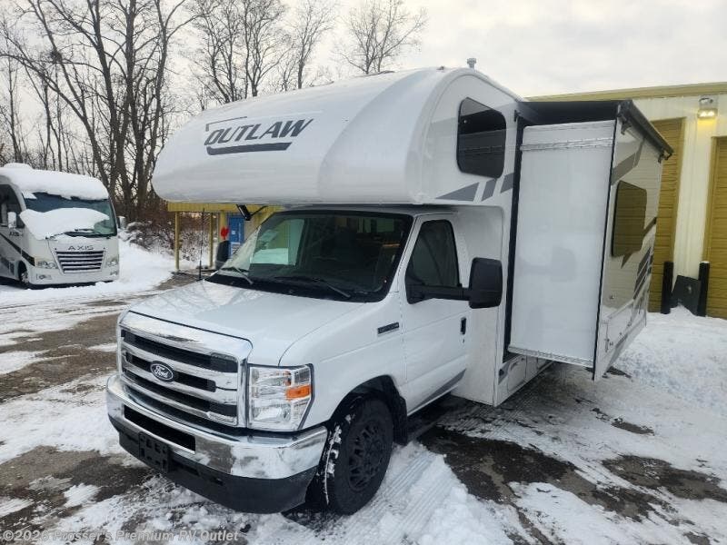 New 2026 Thor OUTLAW 29T available in Sturtevant, Wisconsin