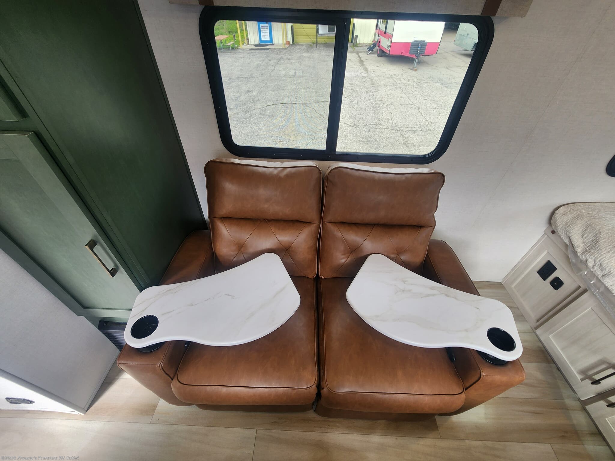 Recliner Seating