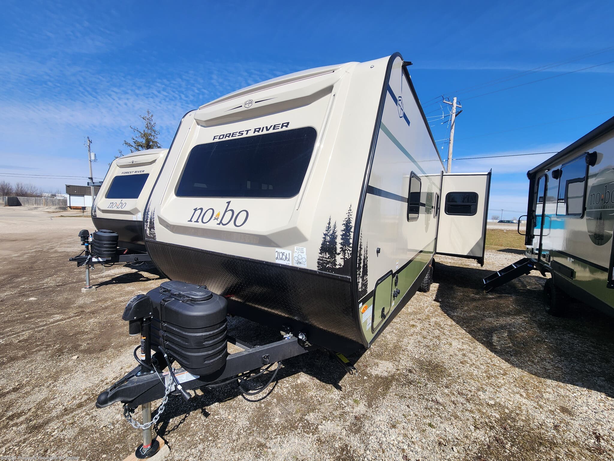 2026 Forest River No Boundaries Beast Mode NB20.8 - New Travel Trailer For Sale by Prosser's Premium RV Outlet in Sturtevant, Wisconsin features Kitchen Sink, Inverter, Azdel Composite Panels, Awning, Washer