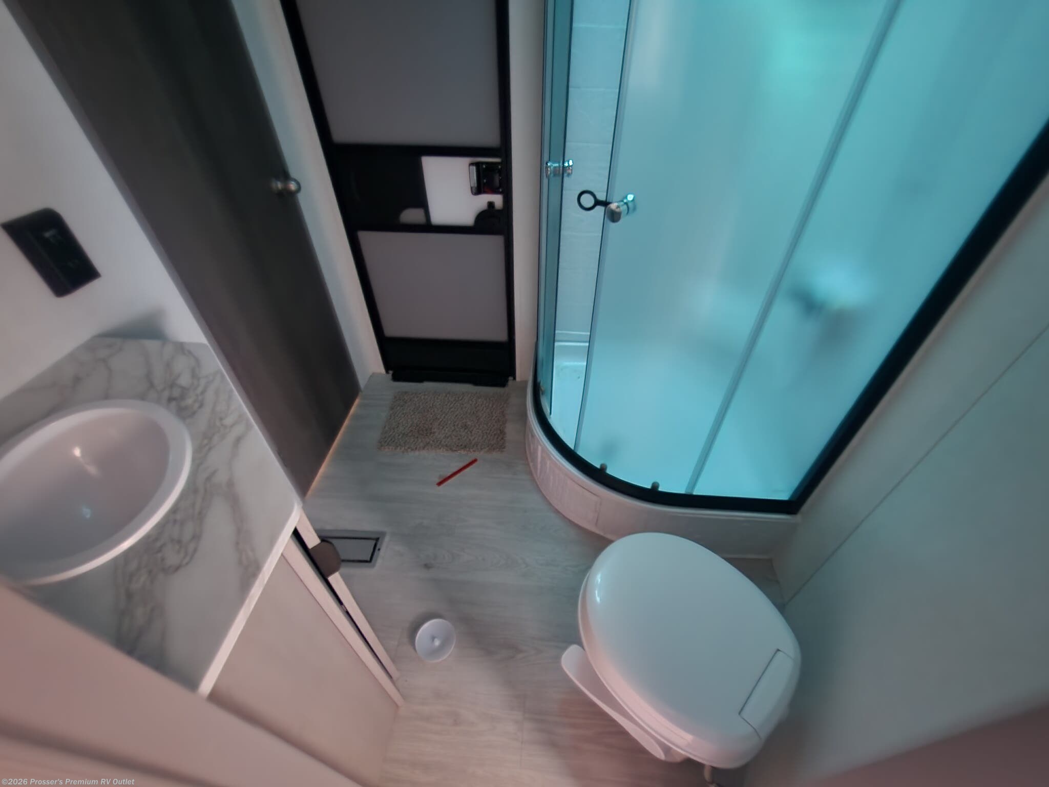 2 Entries to Bathroom