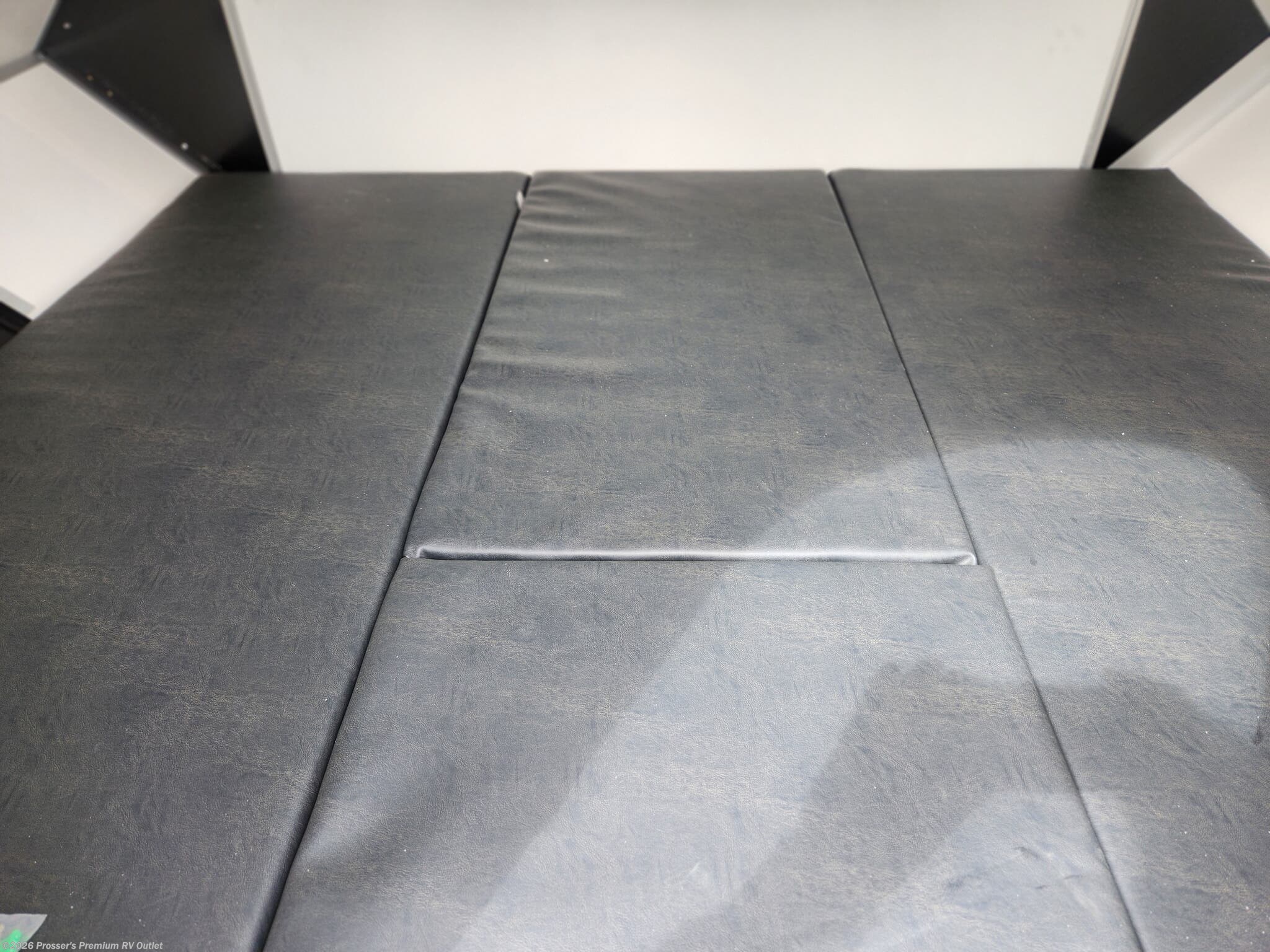 2026 Aliner Switchback Base - New Truck Camper For Sale by Prosser's Premium RV Outlet in Sturtevant, Wisconsin features Converter