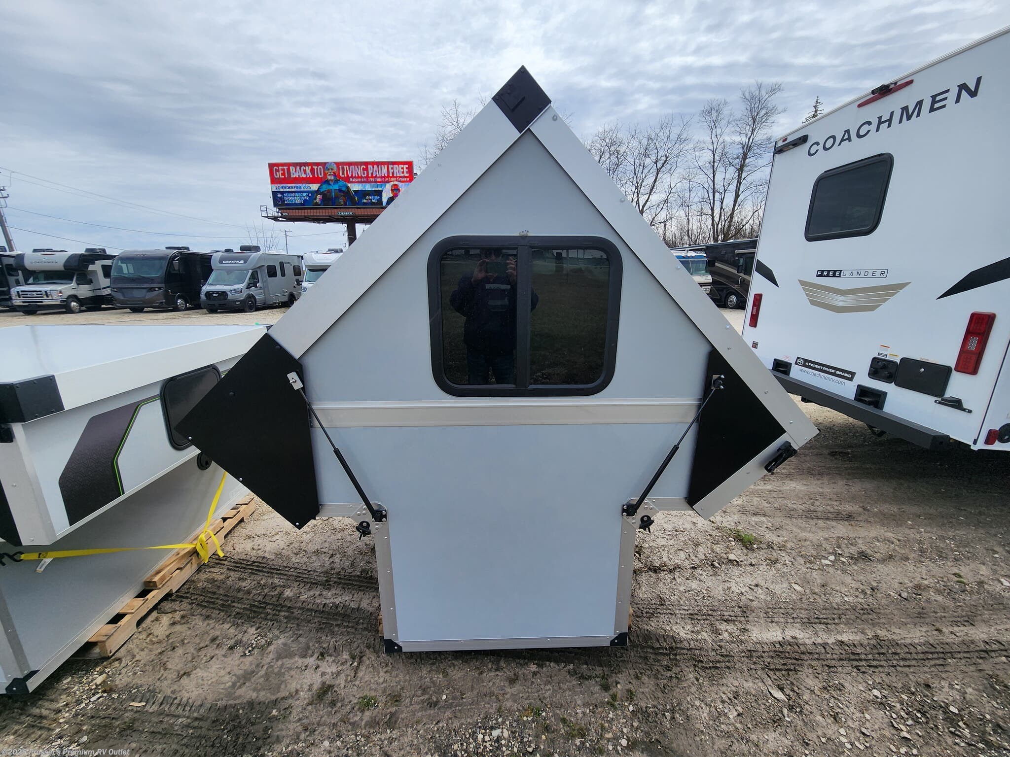 2026 Switchback Base by Aliner from Prosser's Premium RV Outlet in Sturtevant, Wisconsin