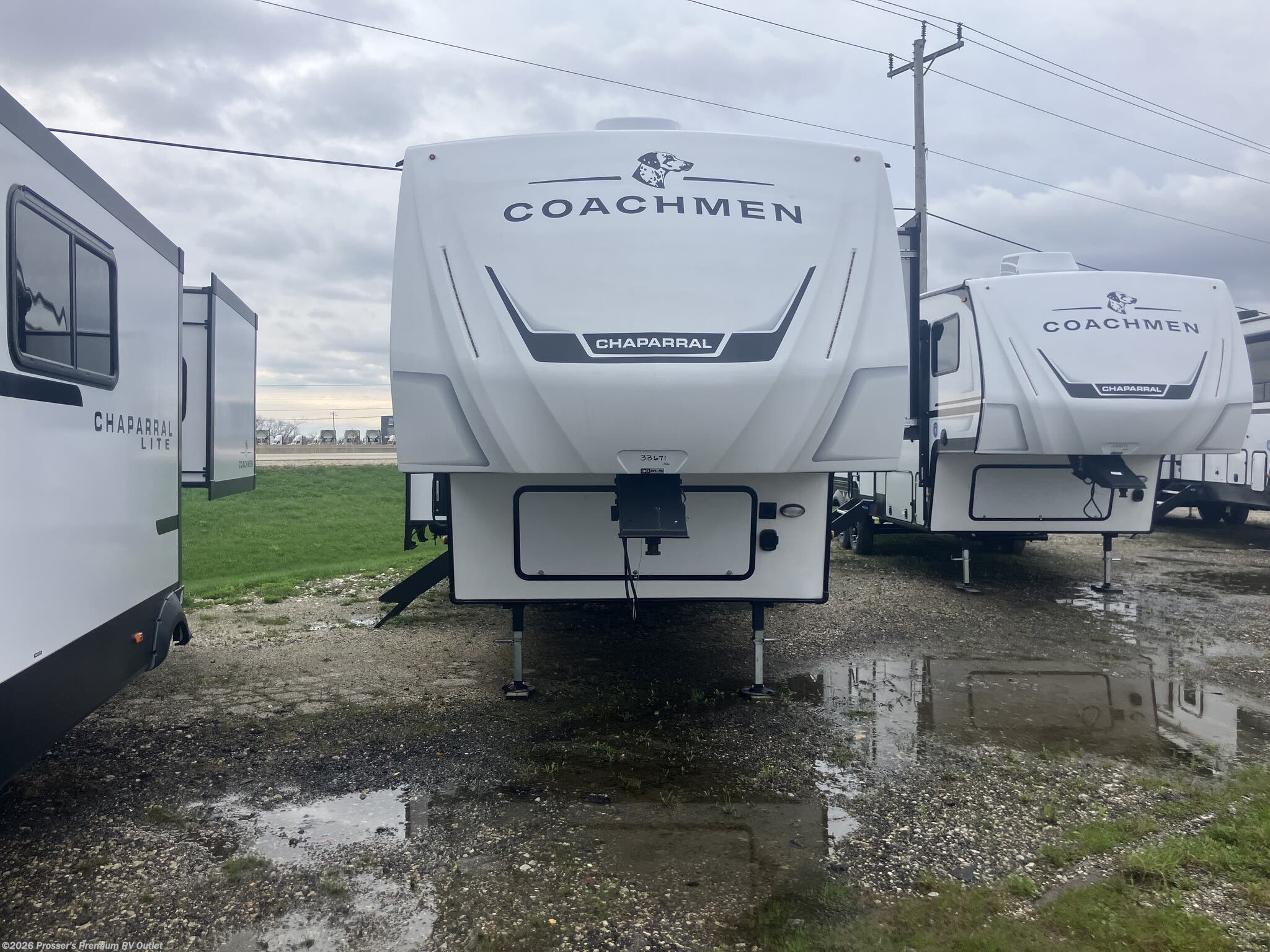 2026 Coachmen Chaparral Lite 30RLS - New Fifth Wheel For Sale by Prosser's Premium RV Outlet in Sturtevant, Wisconsin features Solar Panel, Insulated, Fireplace, Awning, Microwave