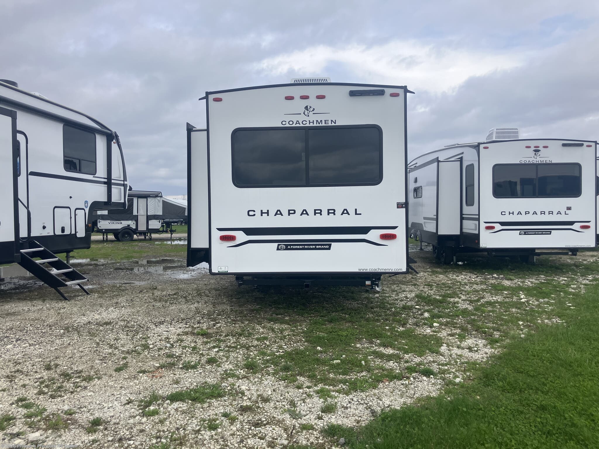 New 2026 Coachmen Chaparral 27BAR available in Sturtevant, Wisconsin