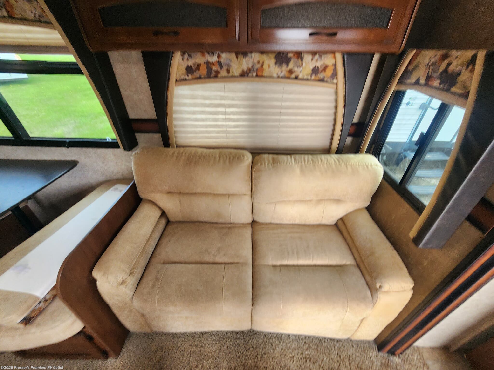 2016 Jayco White Hawk 28DSBH - Used Travel Trailer For Sale by Prosser's Premium RV Outlet in Sturtevant, Wisconsin features Power Awning, Stove, Furnace, Microwave, Slideout