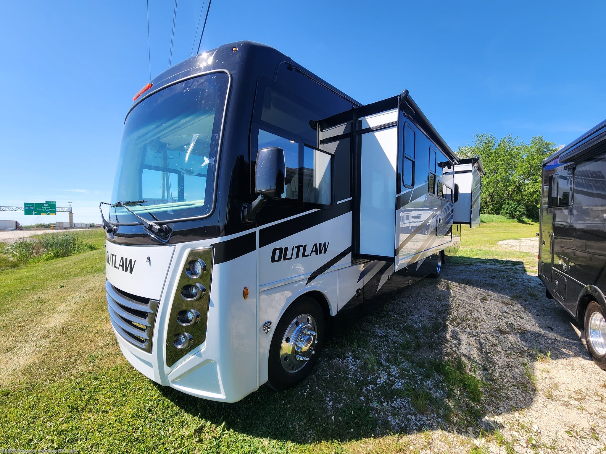 2027 Thor Motor Coach Outlaw Wild West Edition - New Class A For Sale by Prosser's Premium RV Outlet in Sturtevant, Wisconsin features Oven, CO Detector, Fire Extinguisher, Toilet, Generator
