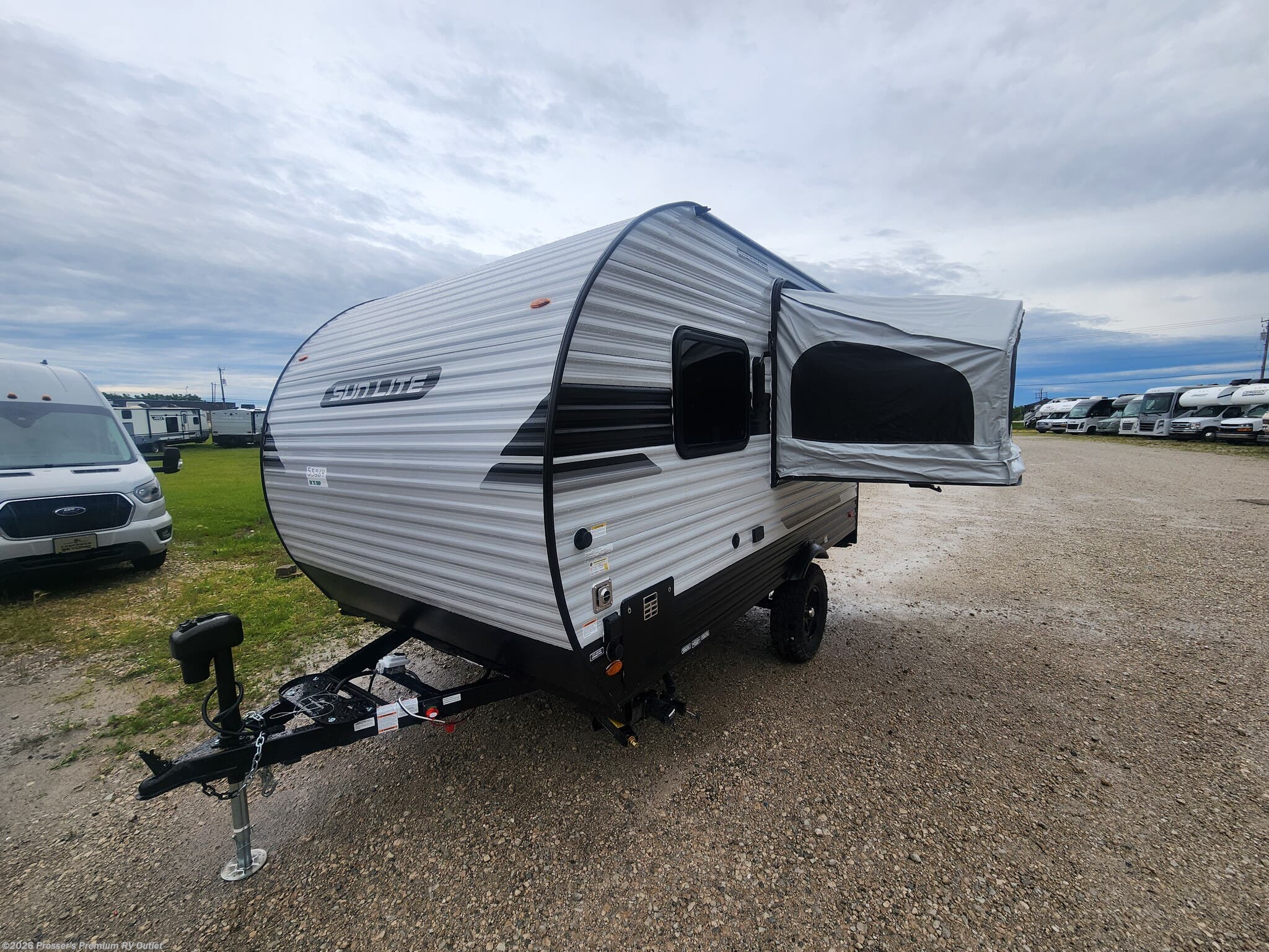 2027 Sunset Park RV Sun Lite 14THX - New Toy Hauler For Sale by Prosser's Premium RV Outlet in Sturtevant, Wisconsin features LP Detector, Toilet, Furnace, Microwave, Stove Top Burner