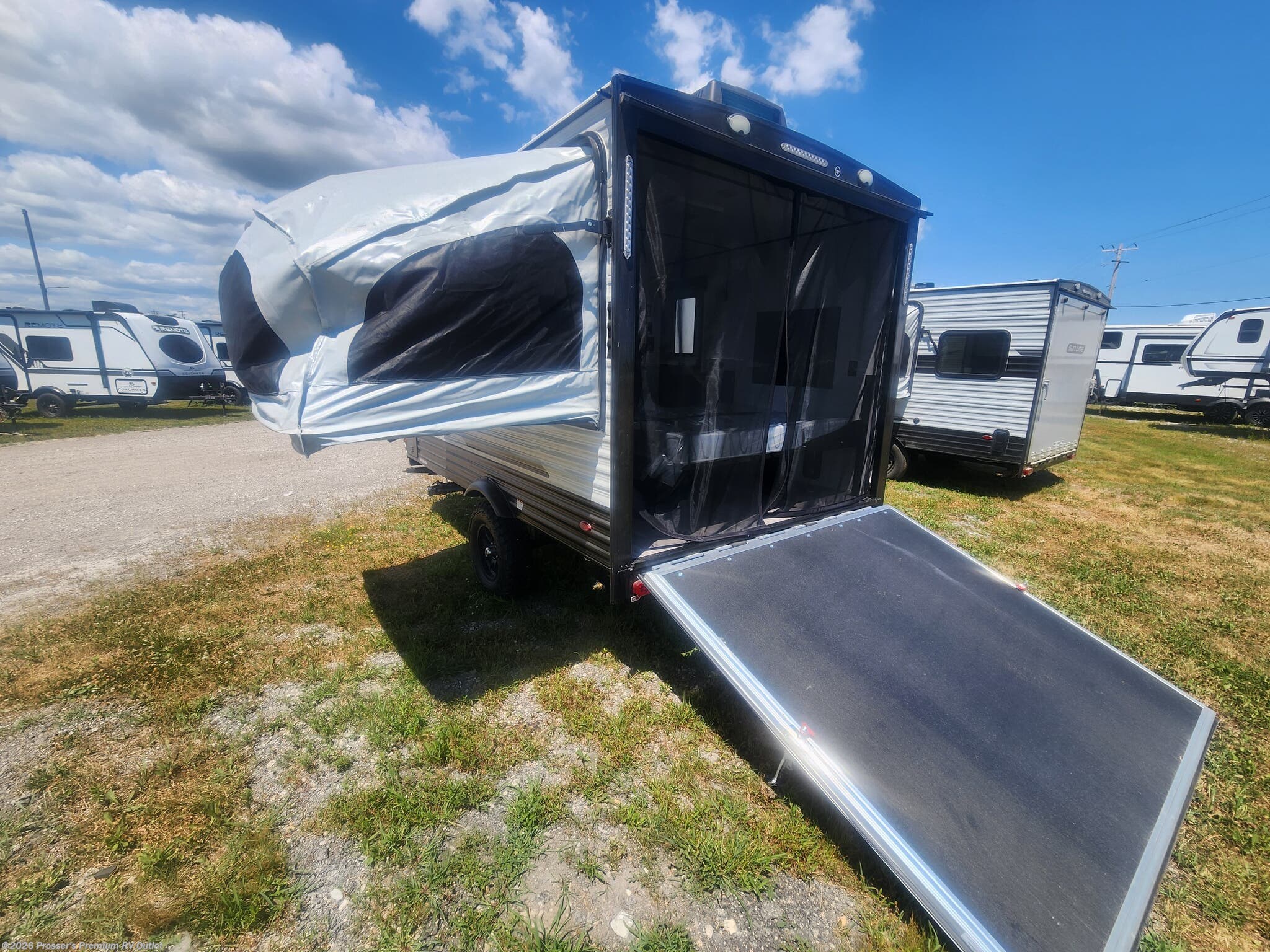 New 2027 Sunset Park RV Sun Lite 14THX available in Sturtevant, Wisconsin