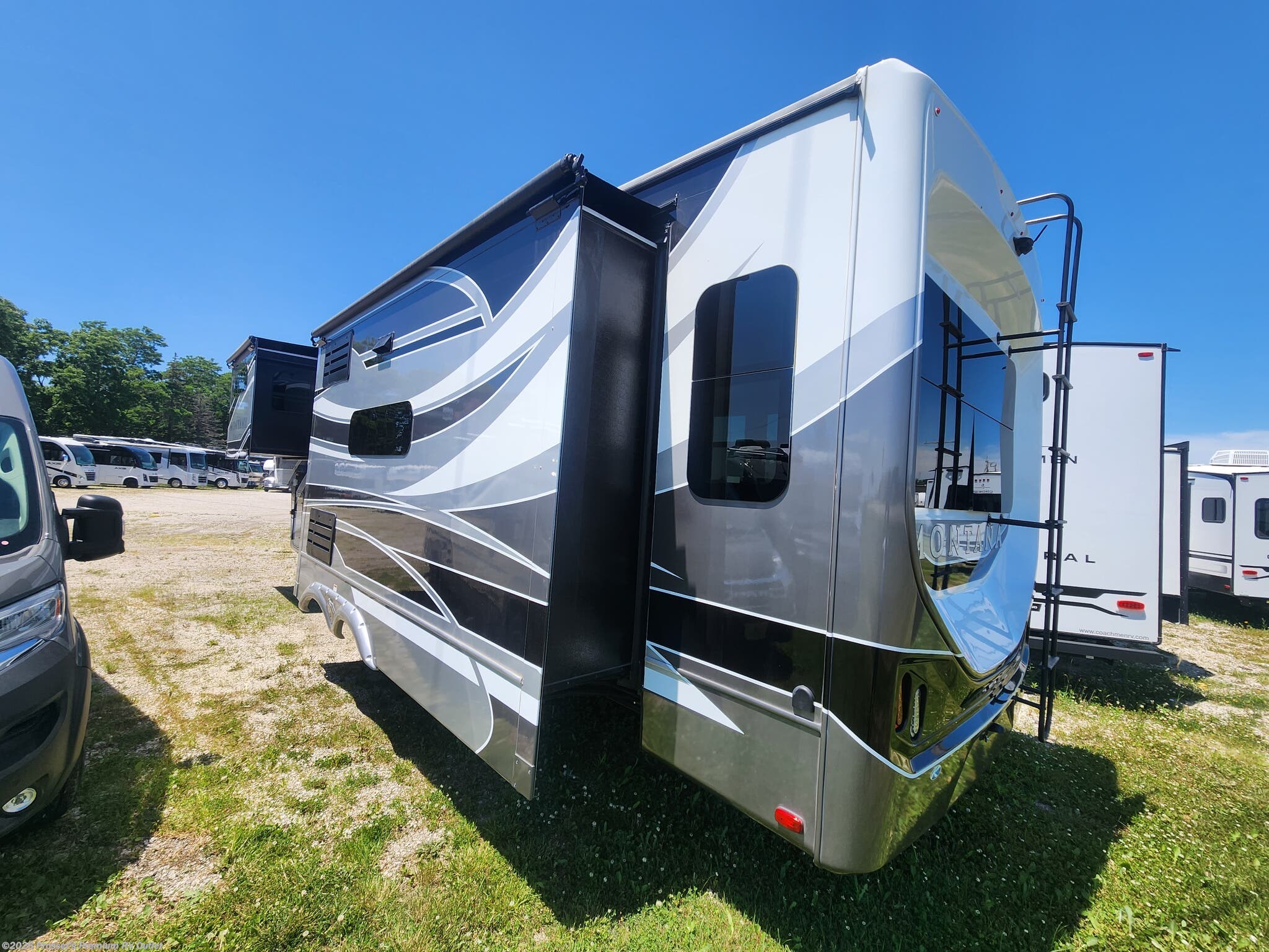 Used 2021 Keystone Montana Legacy 3120 RL available in Sturtevant, Wisconsin