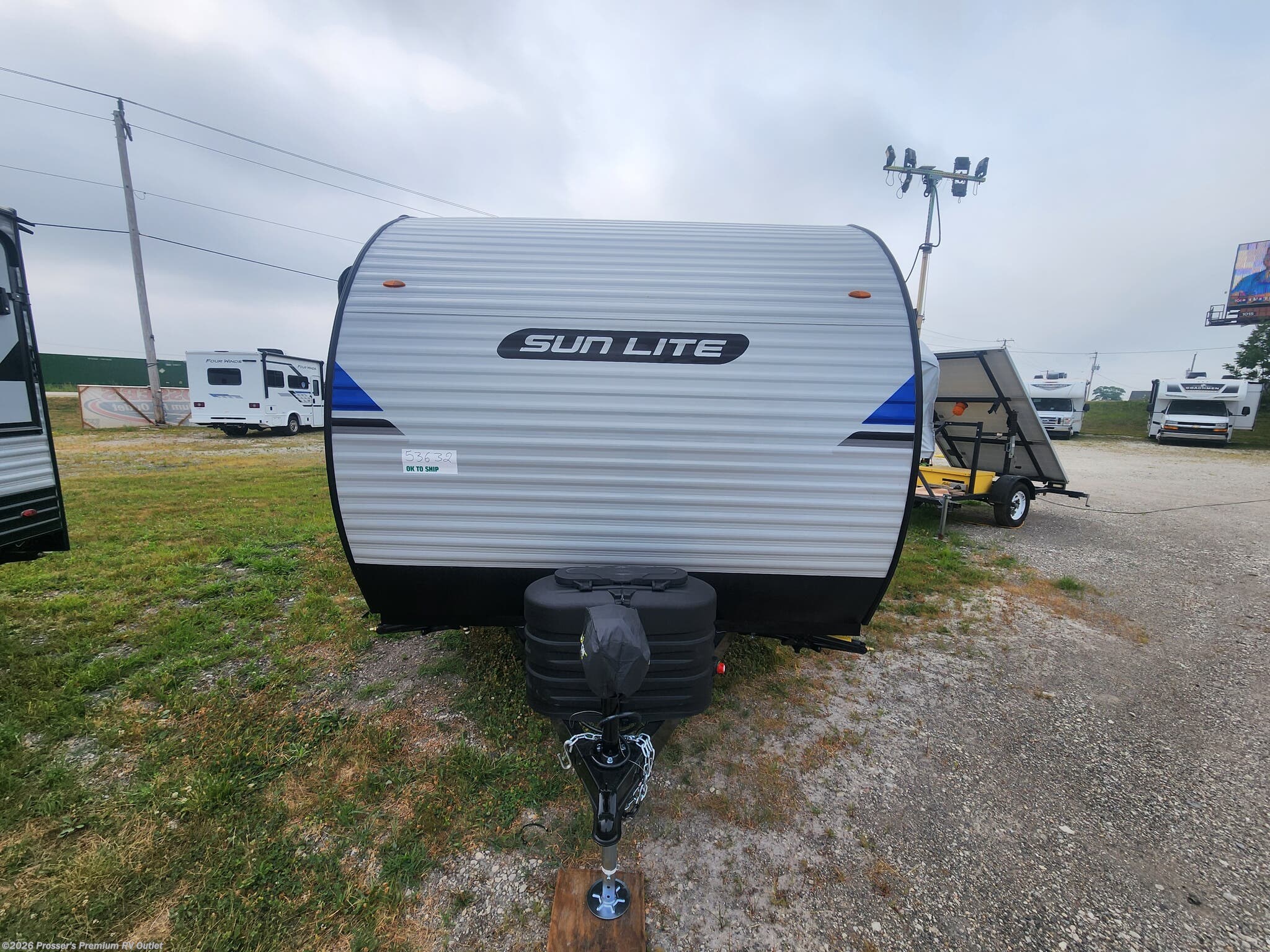 New 2027 Sunset Park RV Sun Lite 14THX available in Sturtevant, Wisconsin