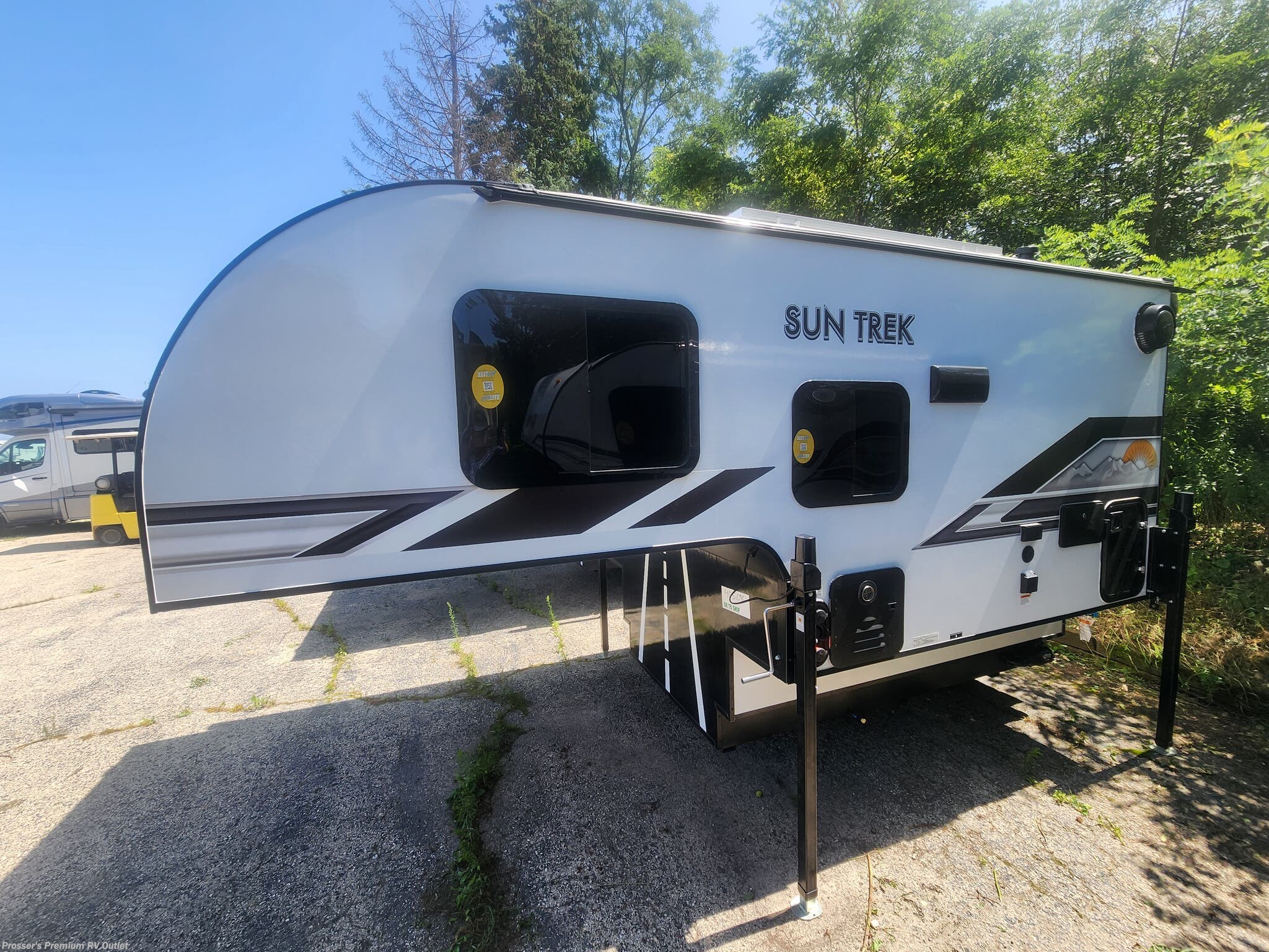 New 2027 Sunset Park RV Sun Trek 795 available in Sturtevant, Wisconsin