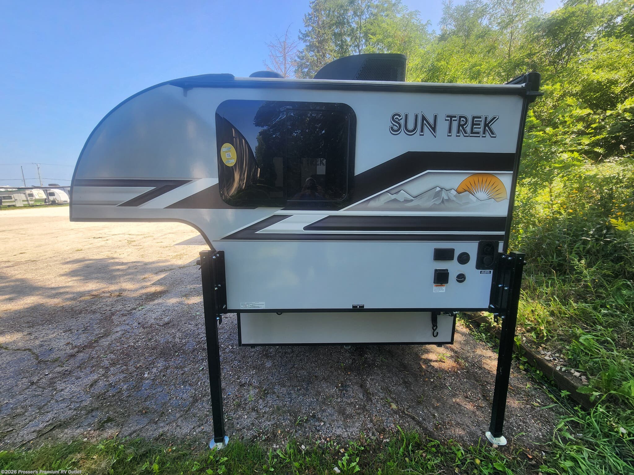 2027 Sun Trek 550 by Sunset Park RV from Prosser's Premium RV Outlet in Sturtevant, Wisconsin