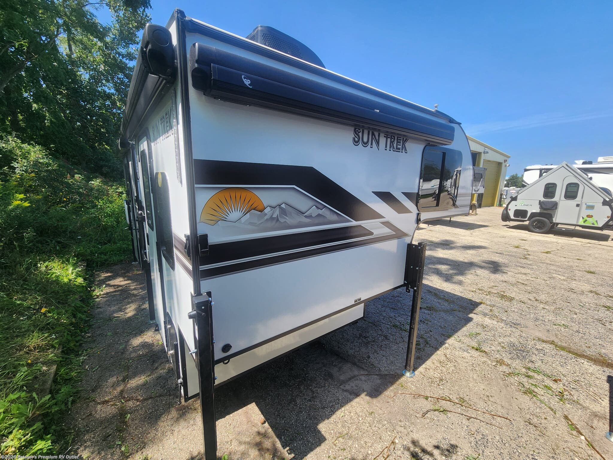 New 2027 Sunset Park RV Sun Trek 600 available in Sturtevant, Wisconsin