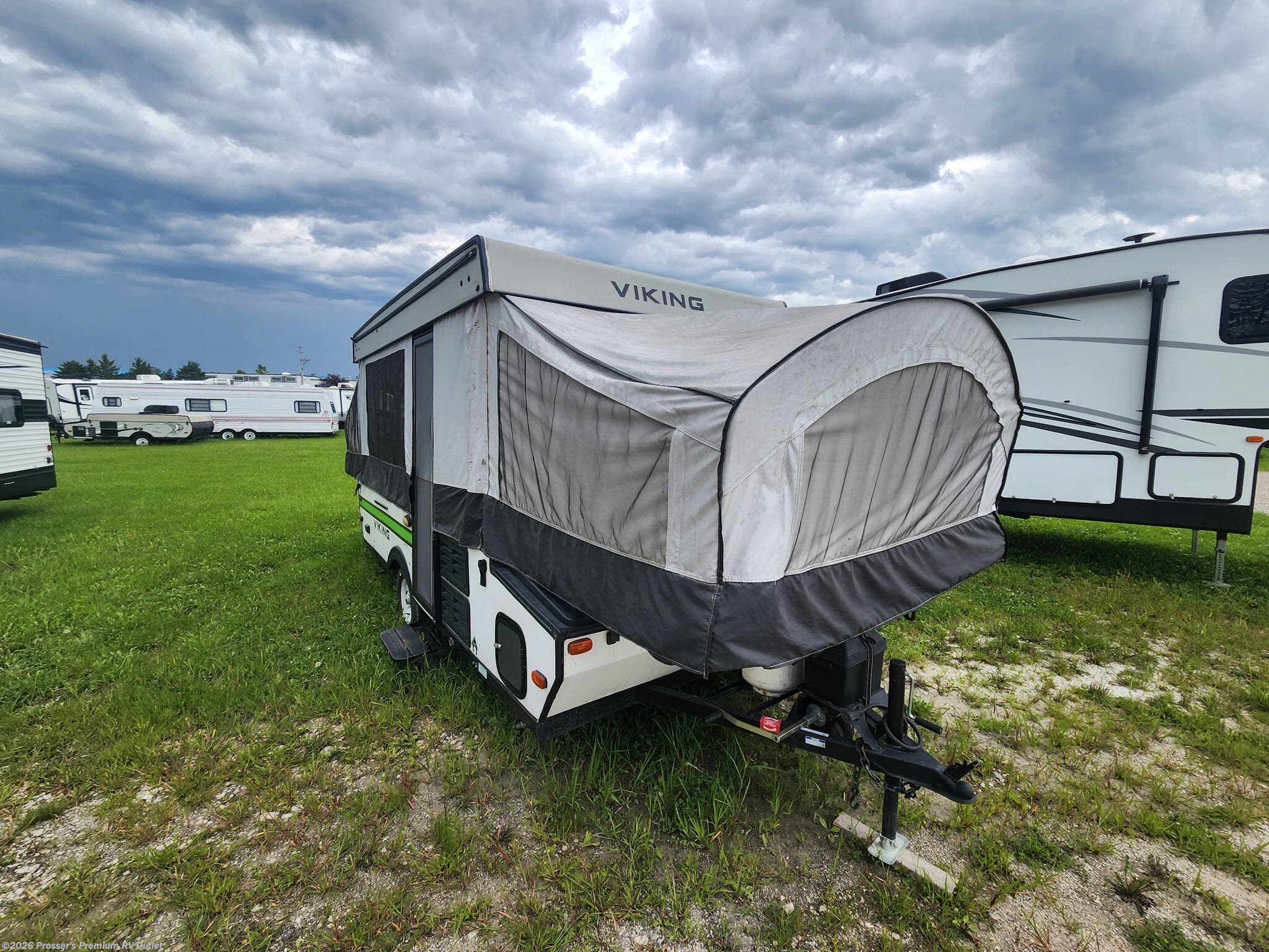 2020 Forest River Viking LS 2308LS - Used Expandable Trailer For Sale by Prosser's Premium RV Outlet in Sturtevant, Wisconsin features Screen Door, Stove Top Burner, Insulated, Winch, Refrigerator