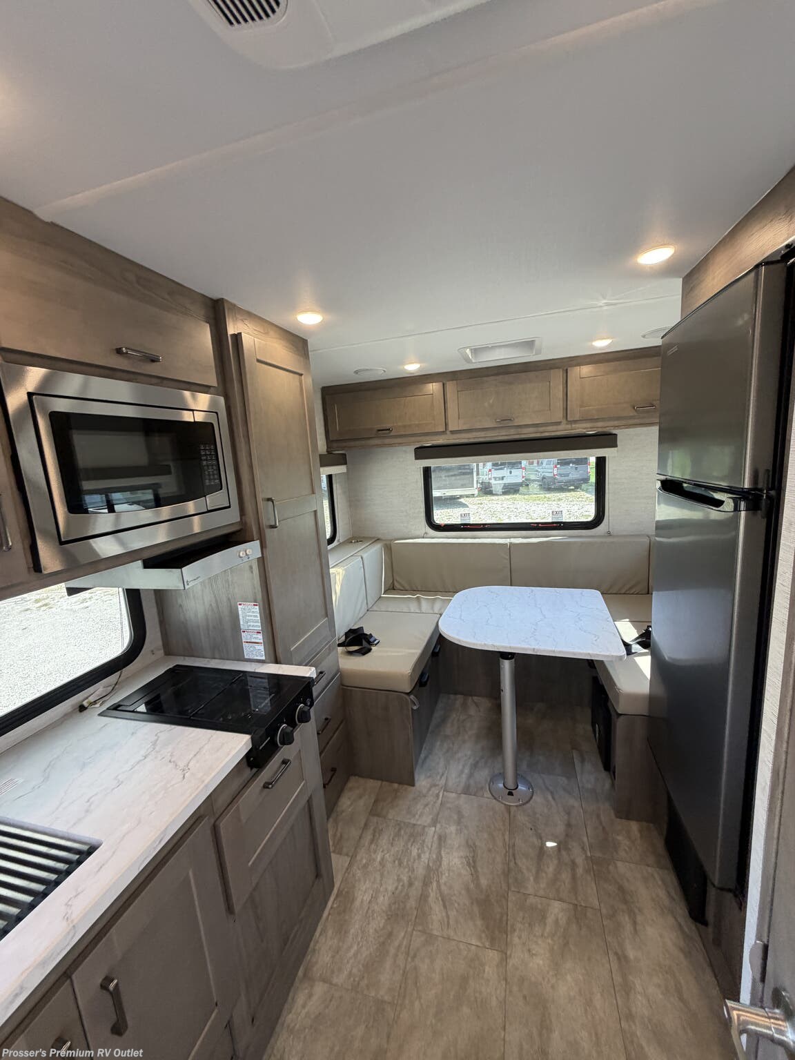 2027 Conquest Class C 6215LE by Gulf Stream from Prosser's Premium RV Outlet in Sturtevant, Wisconsin