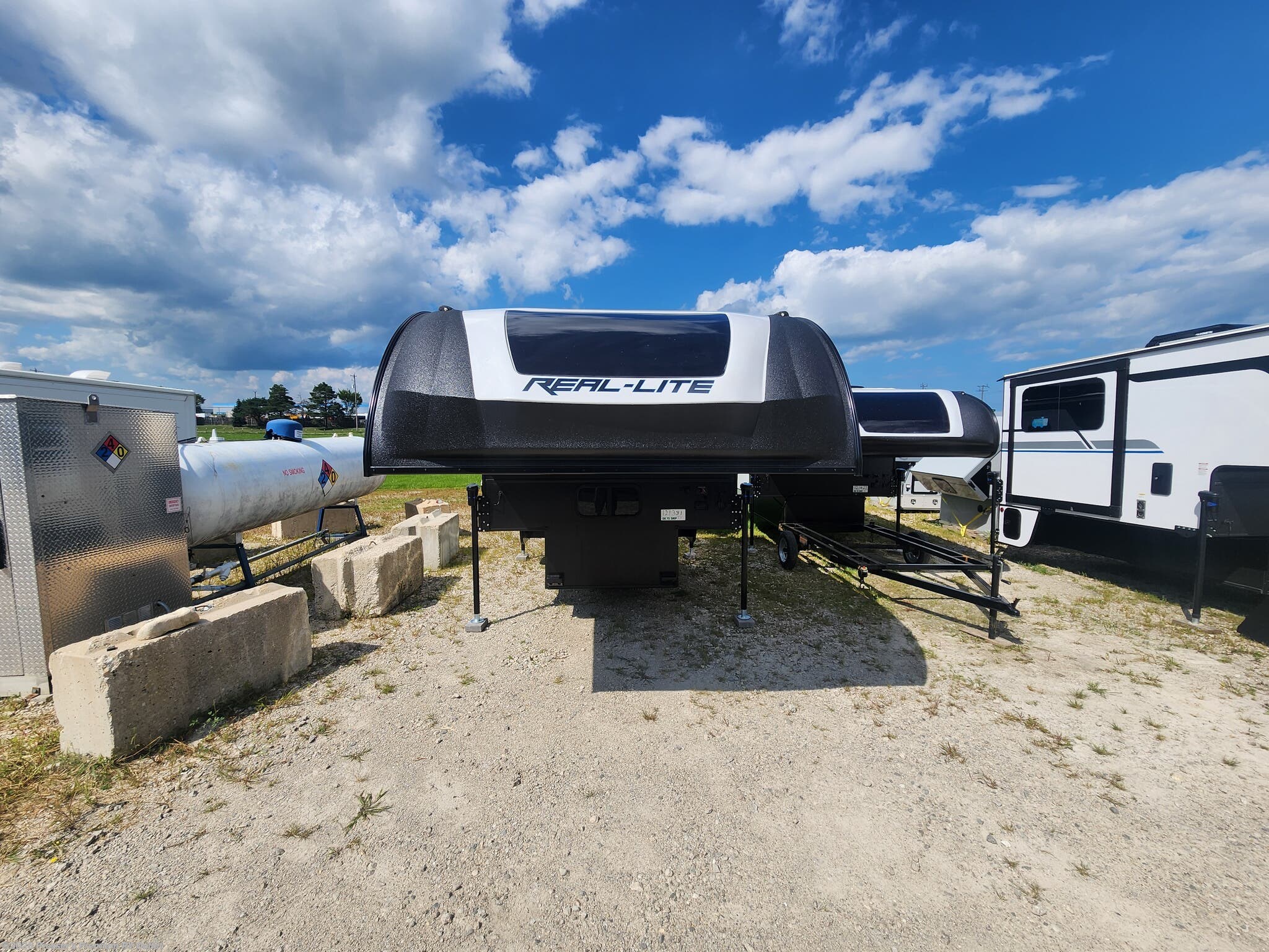 New 2027 Forest River Real-Lite HS-1806 available in Sturtevant, Wisconsin