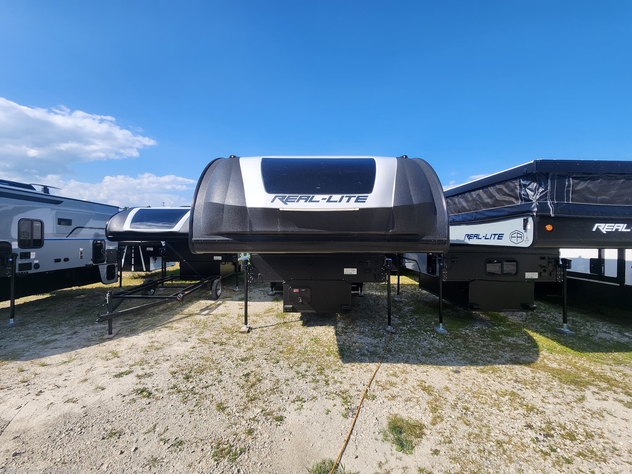 2027 Real-Lite HS-1912 by Forest River from Prosser's Premium RV Outlet in Sturtevant, Wisconsin