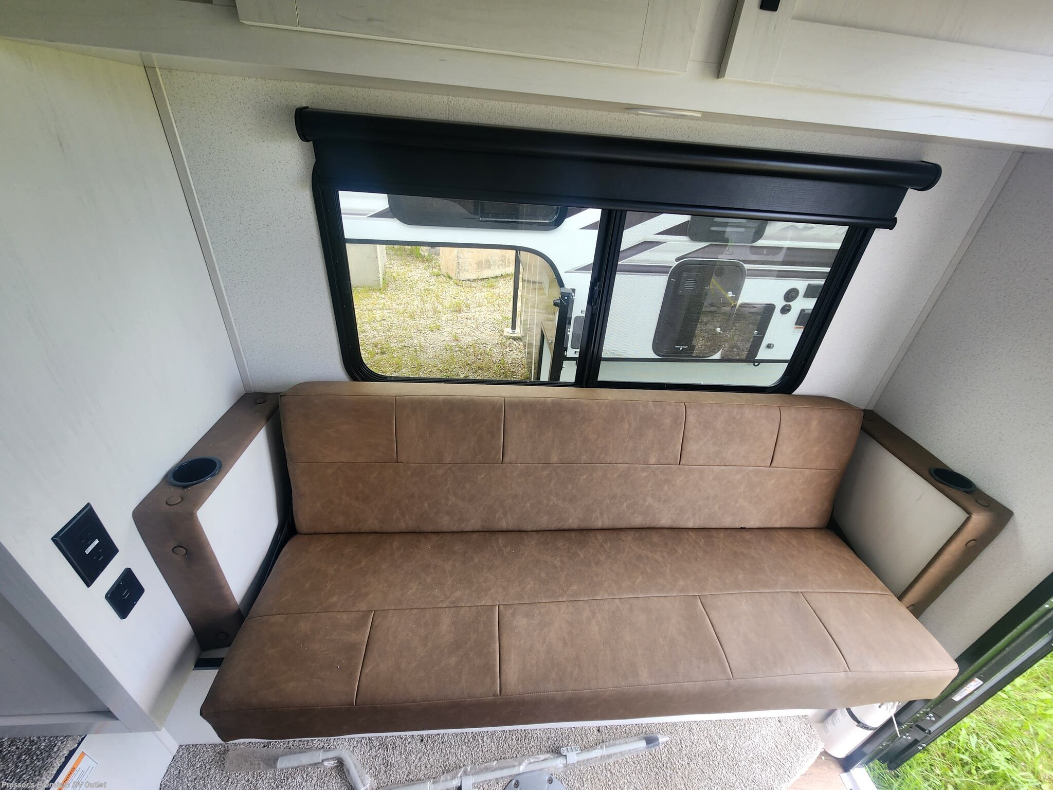 2027 Palomino Real-Lite HS 1803 - New Truck Camper For Sale by Prosser's Premium RV Outlet in Sturtevant, Wisconsin features TV, Microwave, Auxiliary Battery, Solar Panels, Stove Top Burner