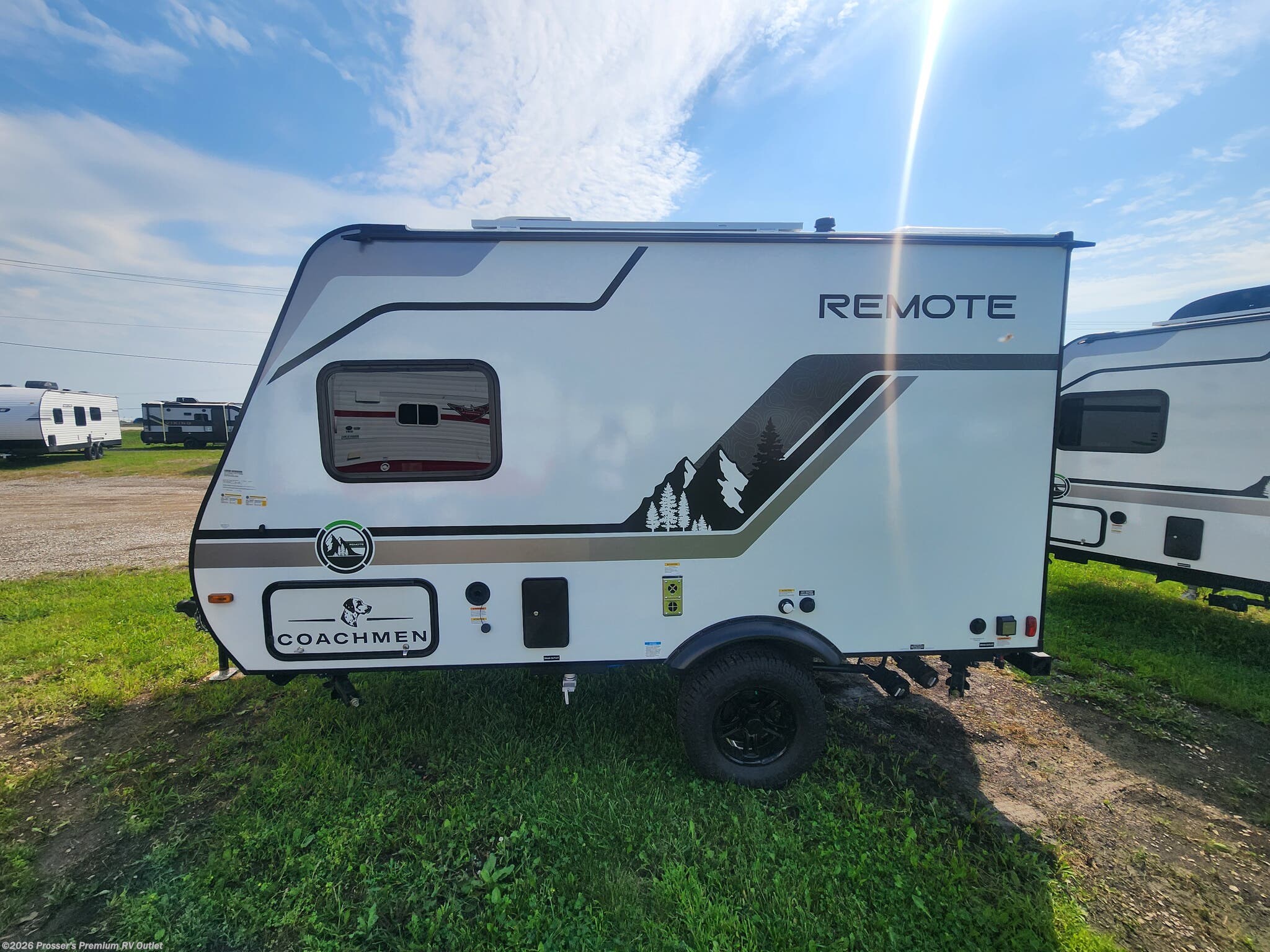 2027 Remote 12.1R by Coachmen from Prosser's Premium RV Outlet in Sturtevant, Wisconsin