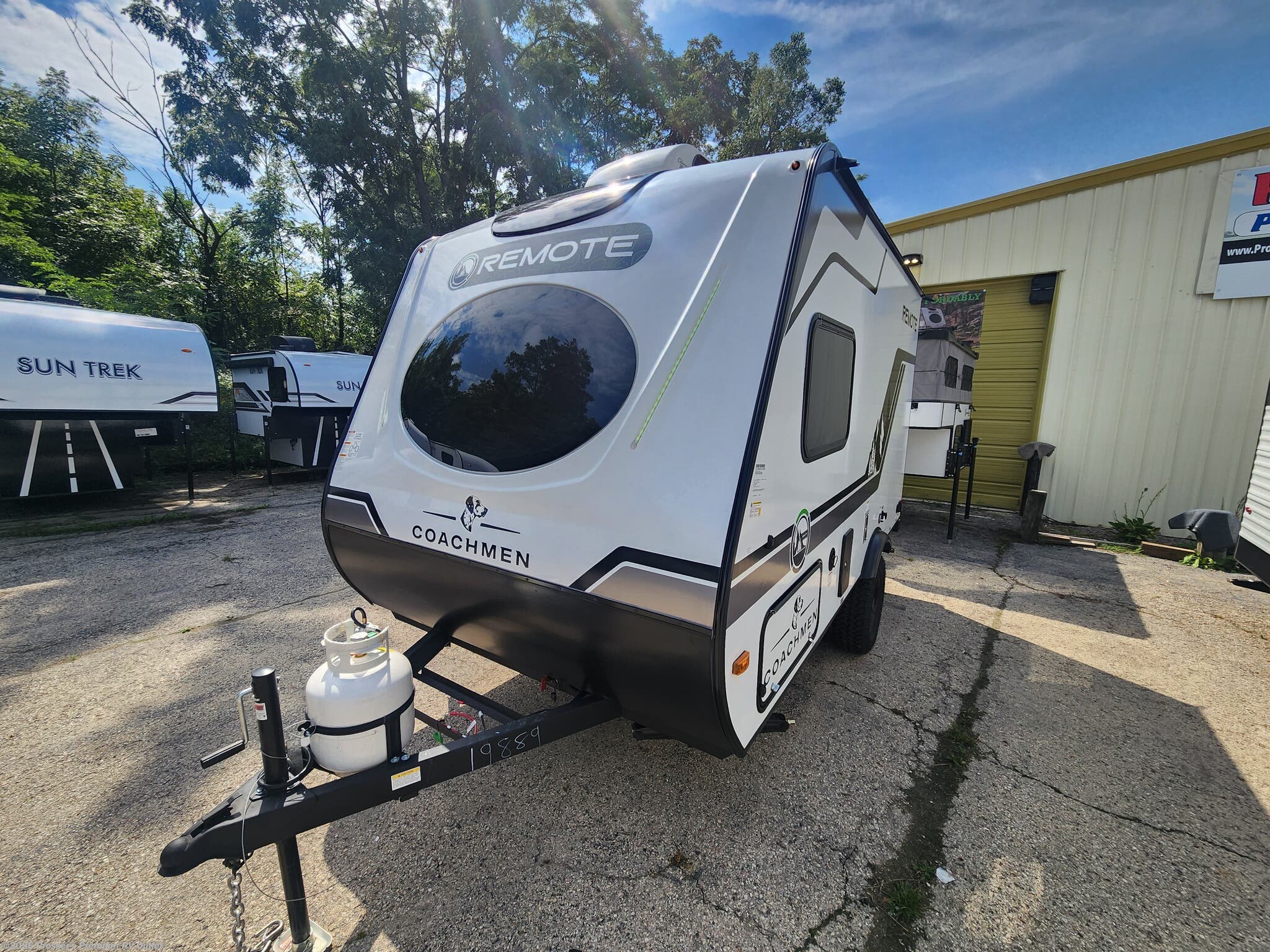 2027 Remote 12R by Coachmen from Prosser's Premium RV Outlet in Sturtevant, Wisconsin
