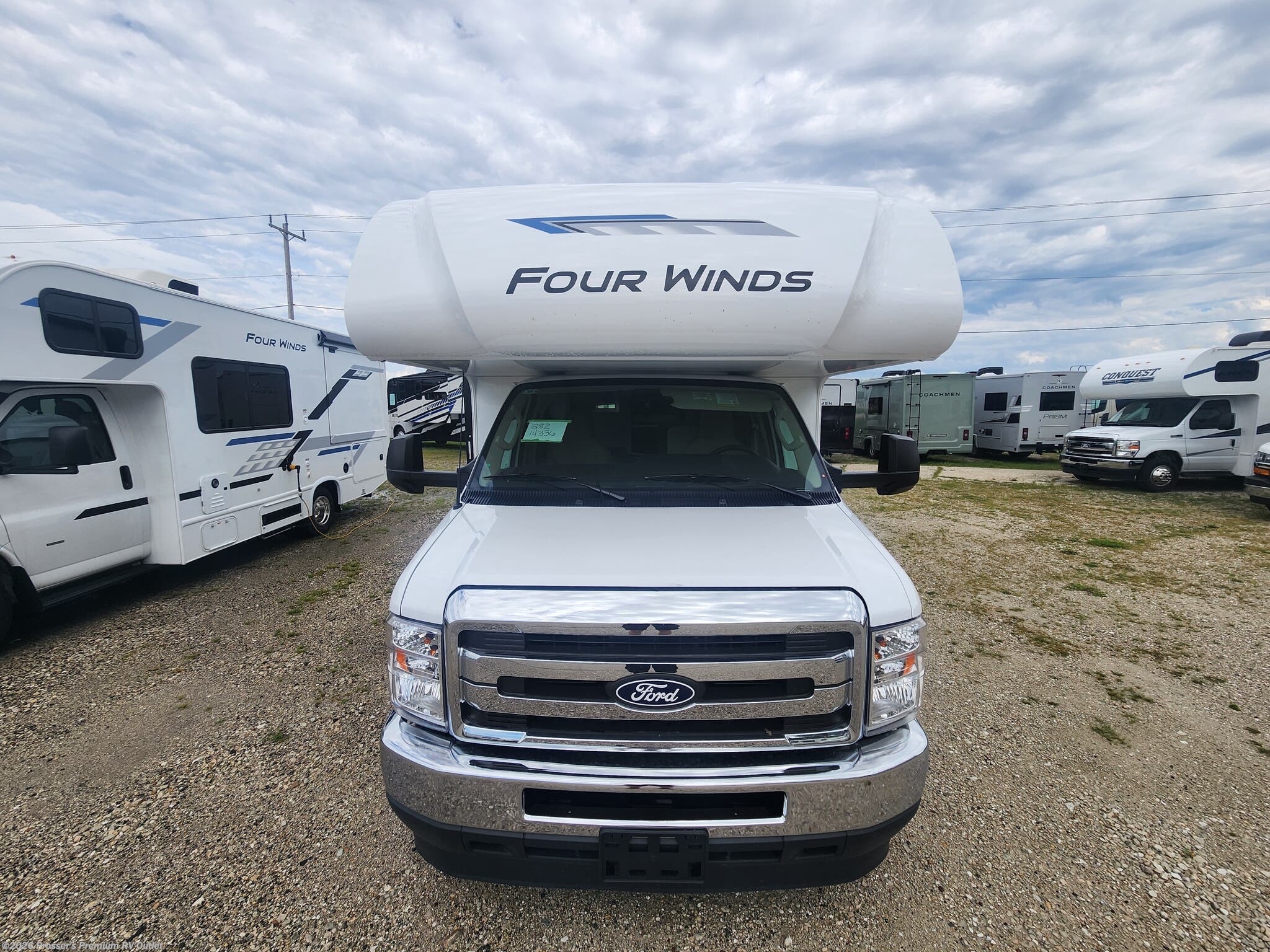 2027 Four Winds 28Z by Thor Motor Coach from Prosser's Premium RV Outlet in Sturtevant, Wisconsin