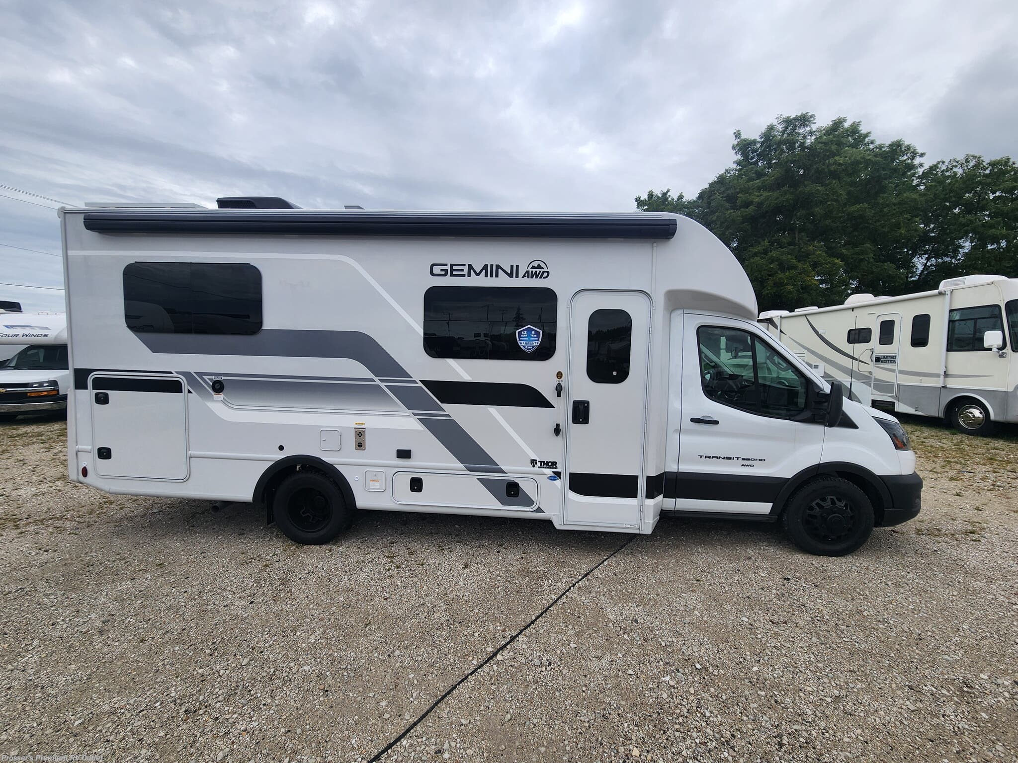 2027 Gemini AWD 24KB by Thor Motor Coach from Prosser's Premium RV Outlet in Sturtevant, Wisconsin