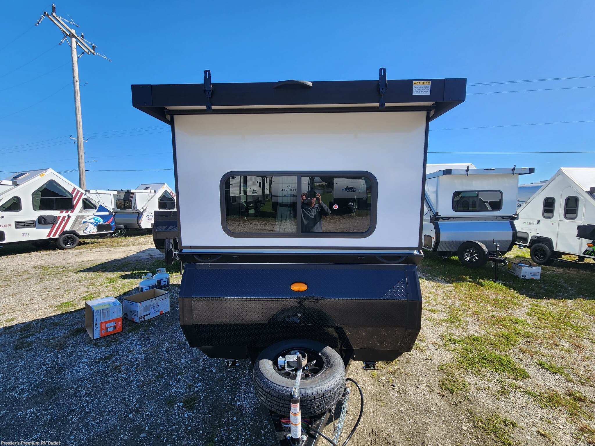 New 2027 Aliner Classic Twin Bed available in Sturtevant, Wisconsin