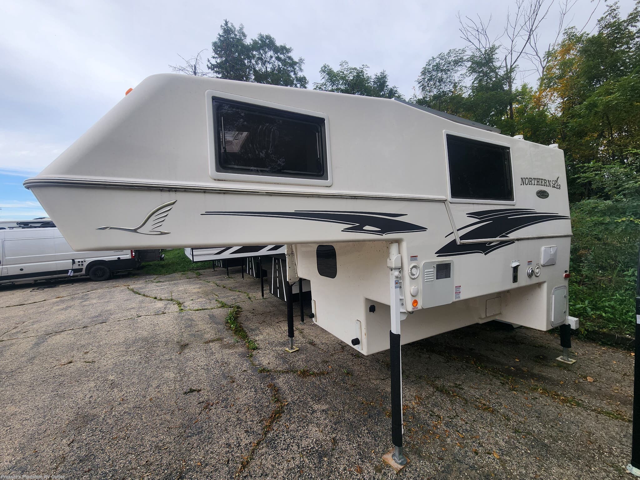 2023 Limited Edition 8-11 EX by Northern Lite from Prosser's Premium RV Outlet in Sturtevant, Wisconsin