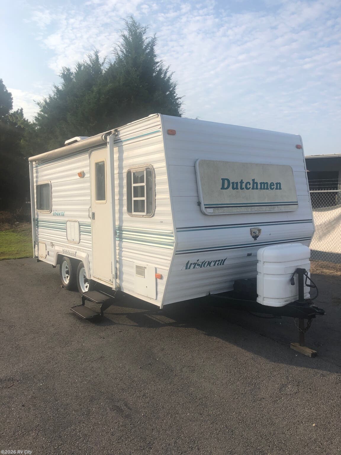 FR1852A - 1998 Dutchmen Aristocrat 19RB Travel Trailer for sale in Benton AR