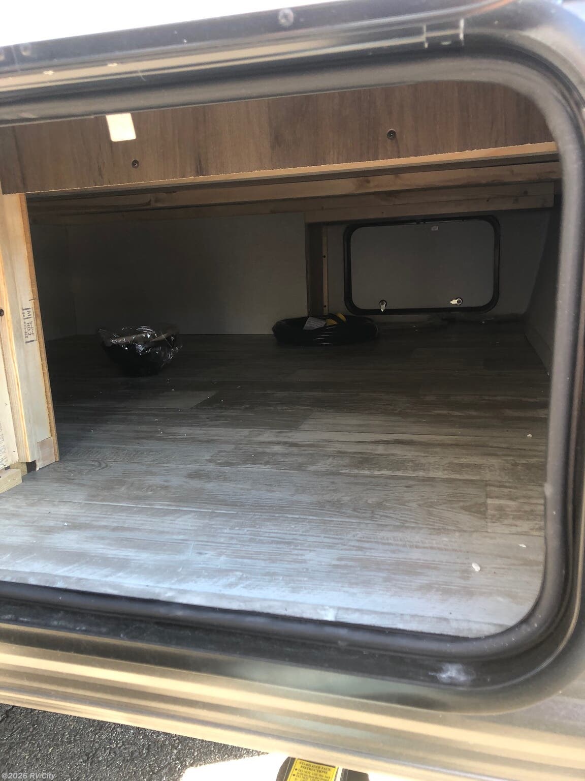 21 Prime Time Avenger 17fqs Rv For Sale In Benton Ar 715 Fr1133 Rvusa Com Classifieds
