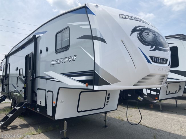 New 2022 Forest River Cherokee Arctic Wolf 321BH available in Benton, Arkansas