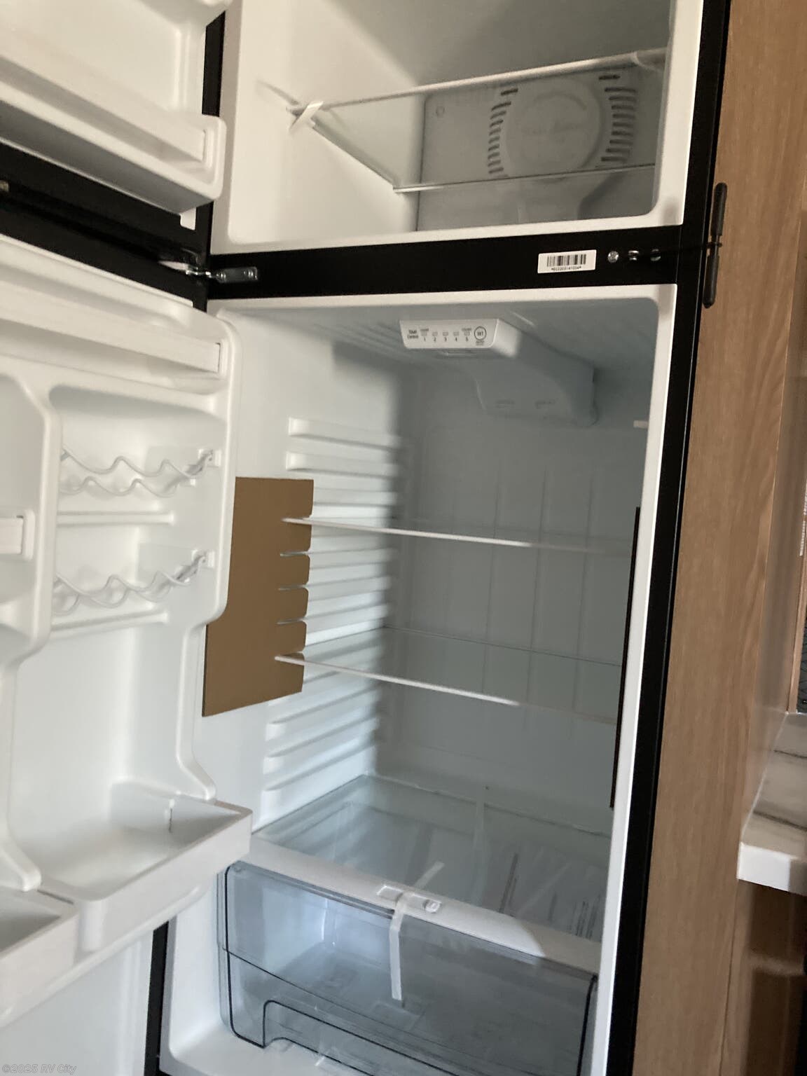 hotpoint mistral fridge freezer spares