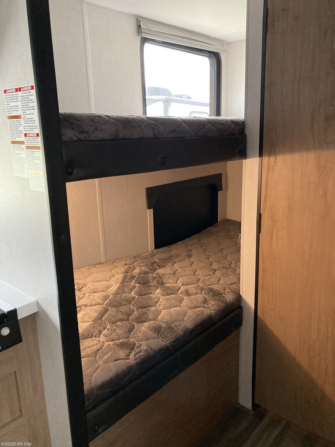 2023 Forest River Cherokee Wolf Pup 17JG Black Label