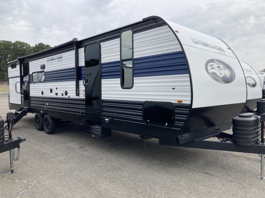 2025 Forest River Cherokee 294GEBG