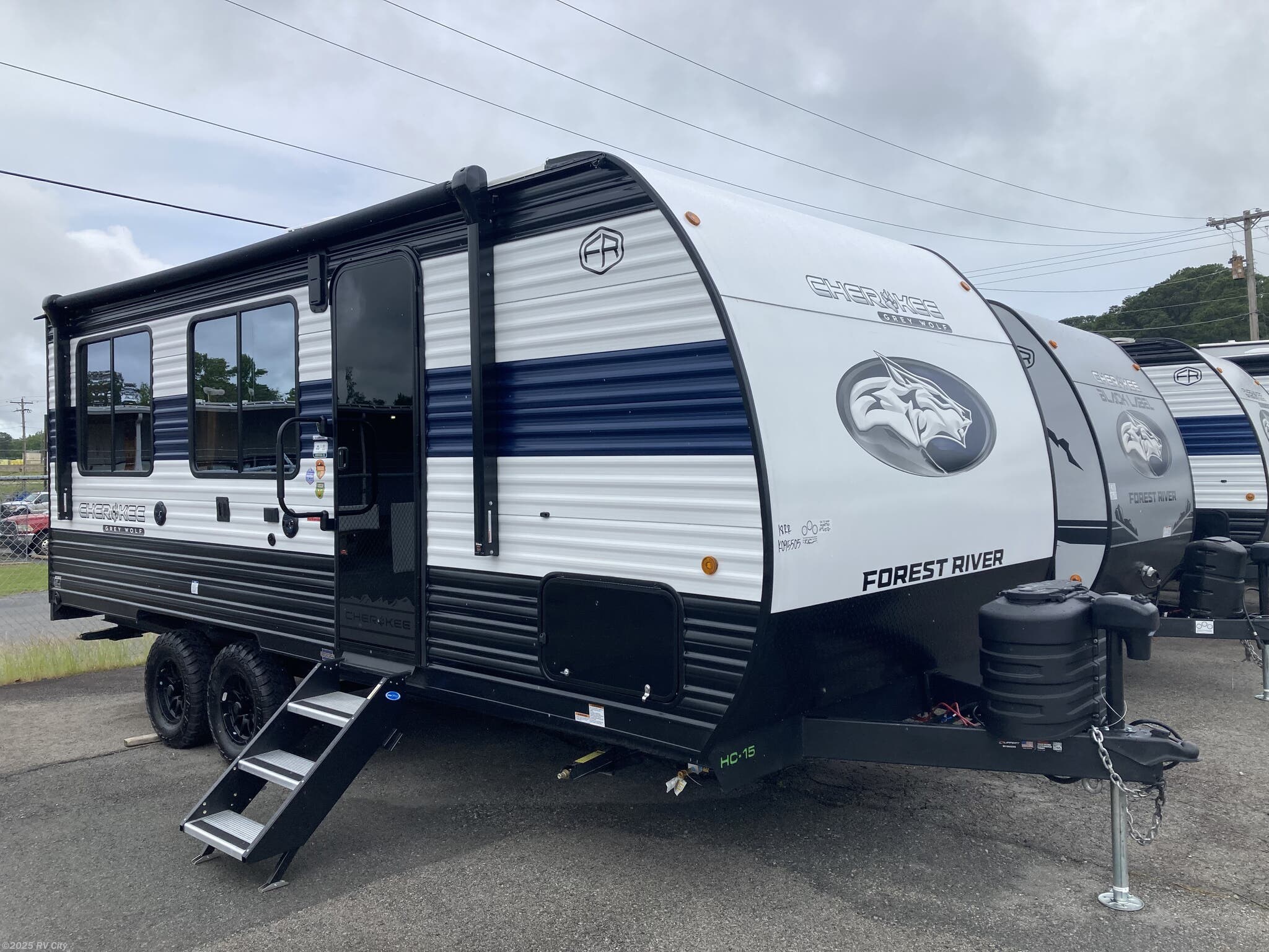 2025 Forest River Cherokee Grey Wolf 18RR