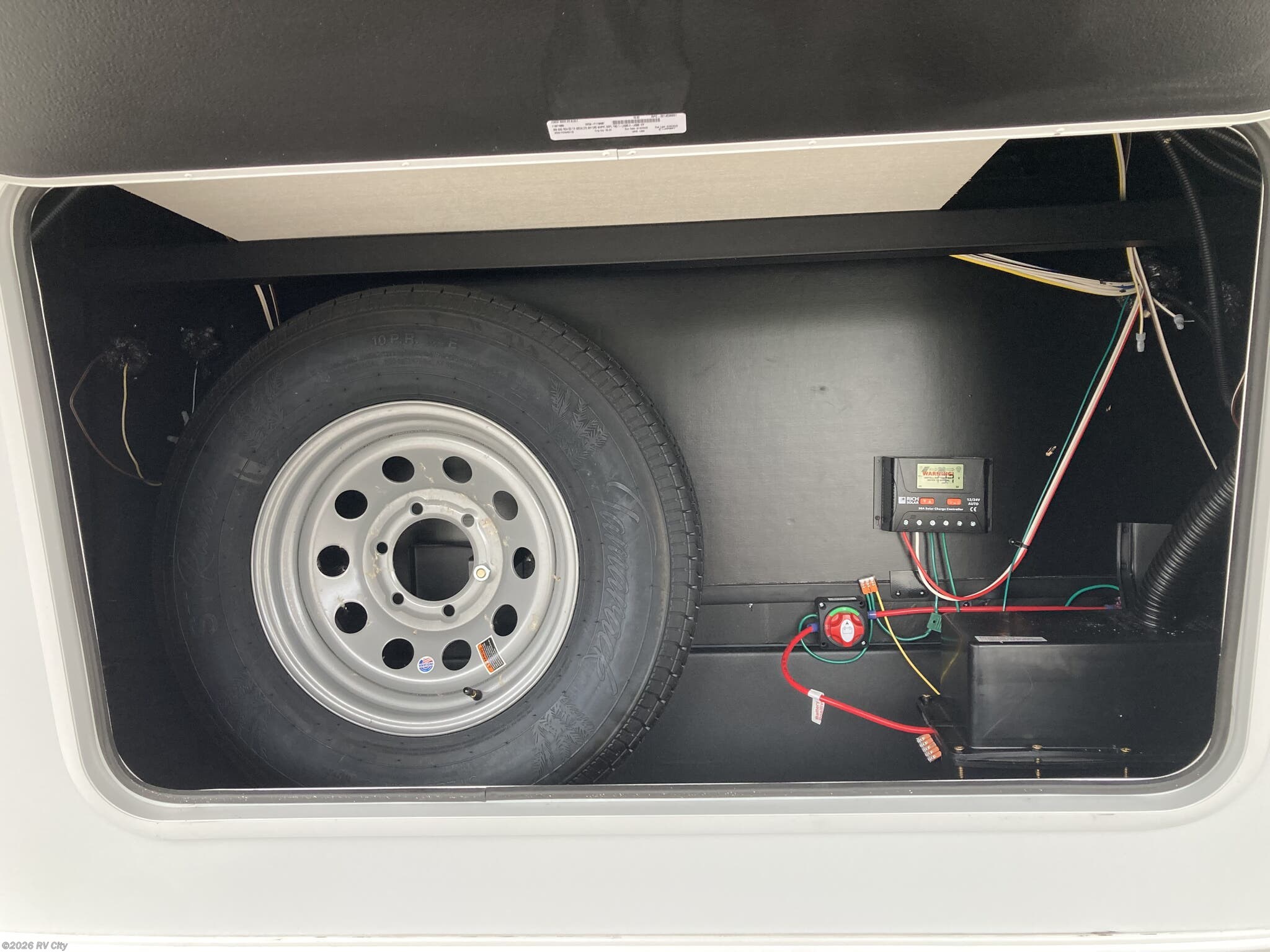 New 2026 Forest River Cherokee Arctic Wolf Suite 3250 SUITE available in Benton, Arkansas