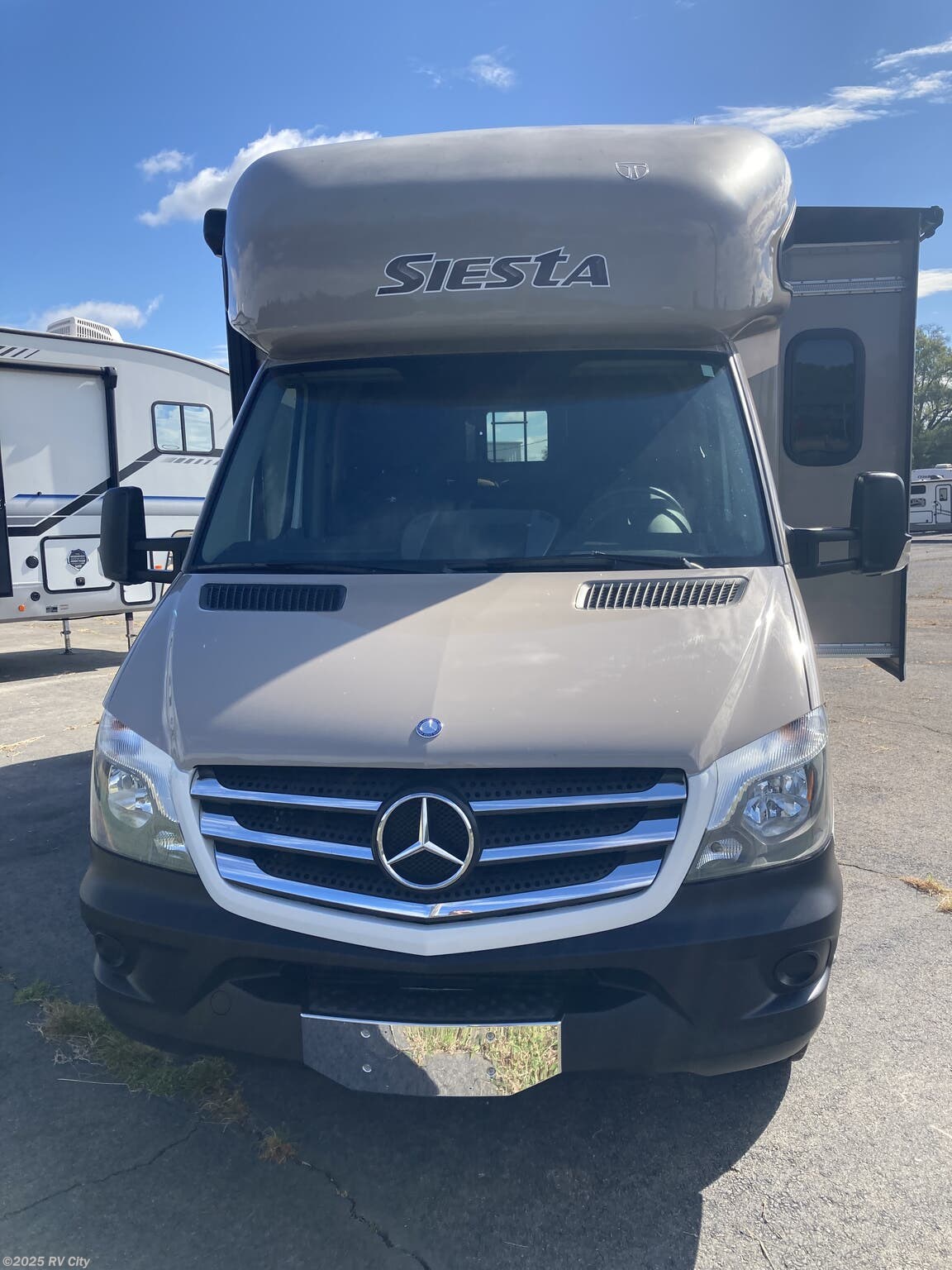 Used 2015 Thor Motor Coach Four Winds Siesta Sprinter 24SA available in Benton, Arkansas