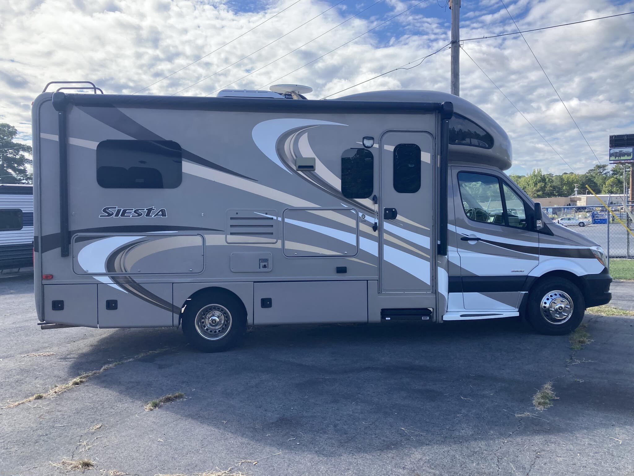 Used 2015 Thor Motor Coach Four Winds Siesta Sprinter 24SA available in Benton, Arkansas
