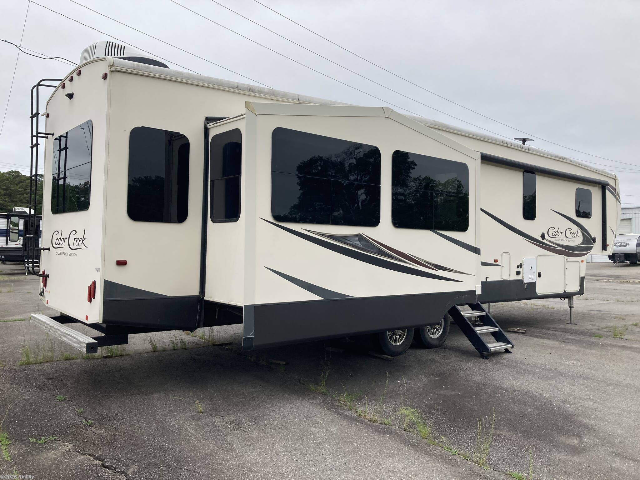 2018 Cedar Creek 37MBH by Forest River from RV City in Benton, Arkansas