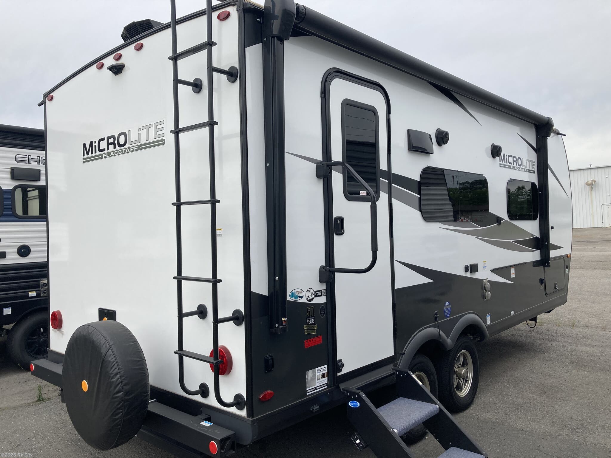 2025 Flagstaff Micro Lite 21FBRS by Forest River from RV City in Benton, Arkansas