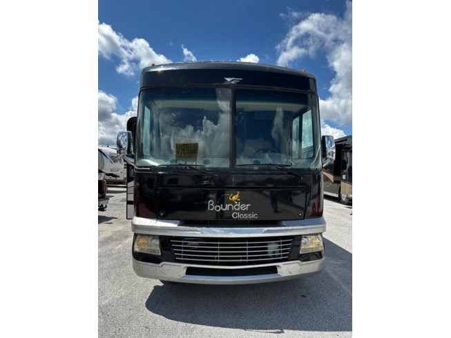 2011 Bounder 36r by Fleetwood from ProTech RV in Clermont, Florida