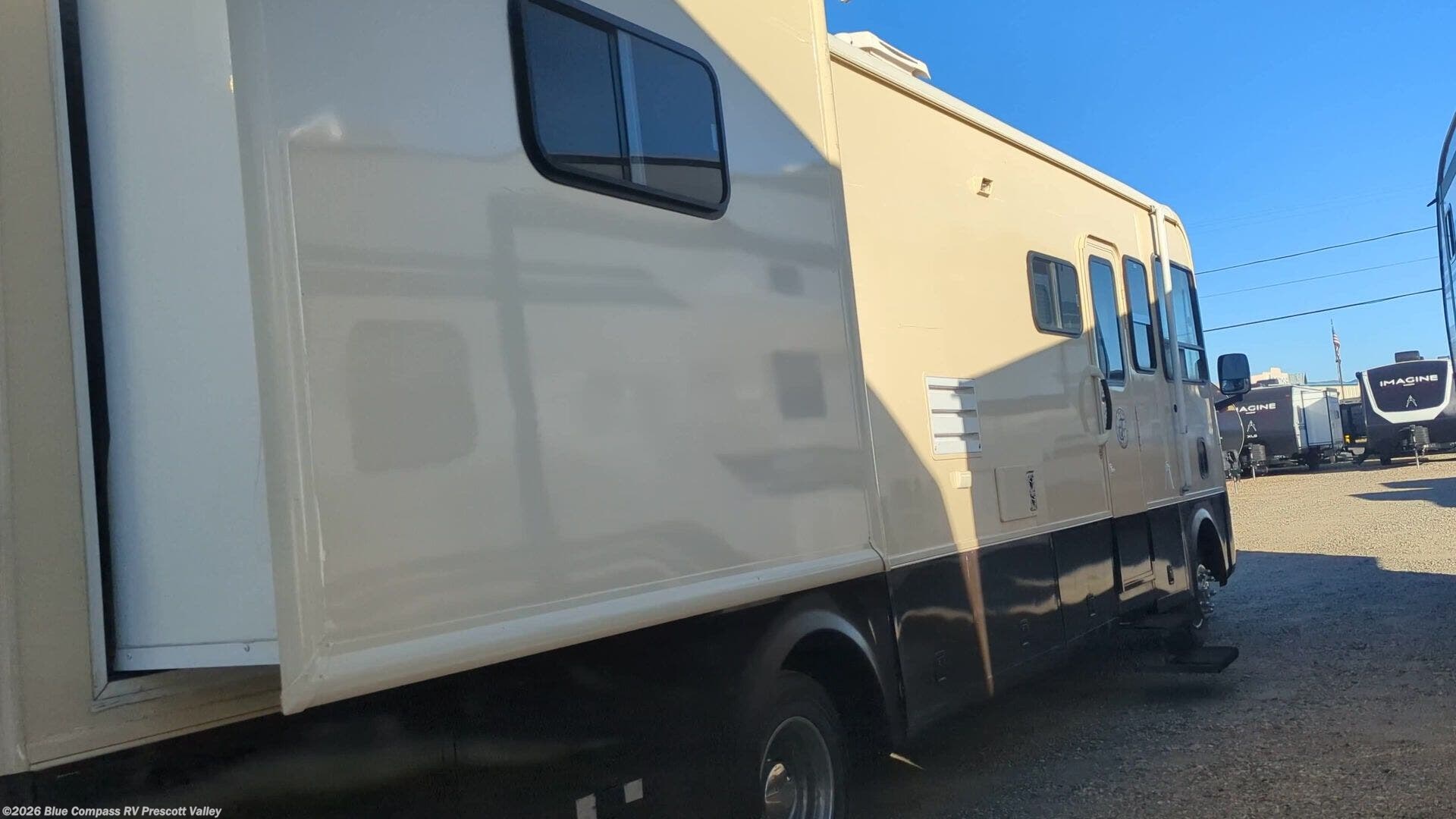 2003 Tiffin Phaeton 38GH - Used Class A For Sale by Blue Compass RV Prescott Valley in Prescott Valley, Arizona