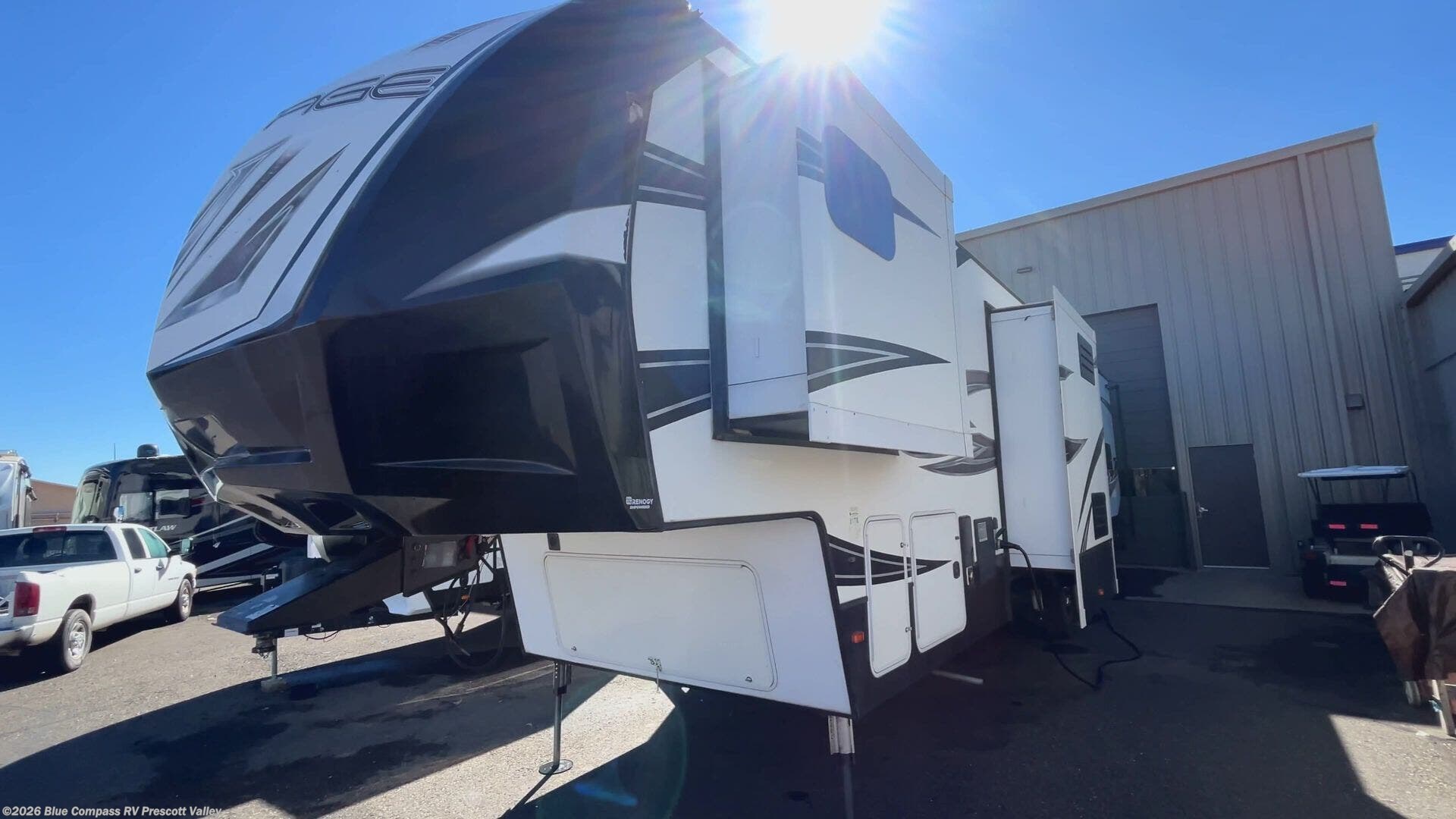 2017 Dutchmen Voltage 3805 - Used Fifth Wheel For Sale by Blue Compass RV Prescott Valley in Prescott Valley, Arizona