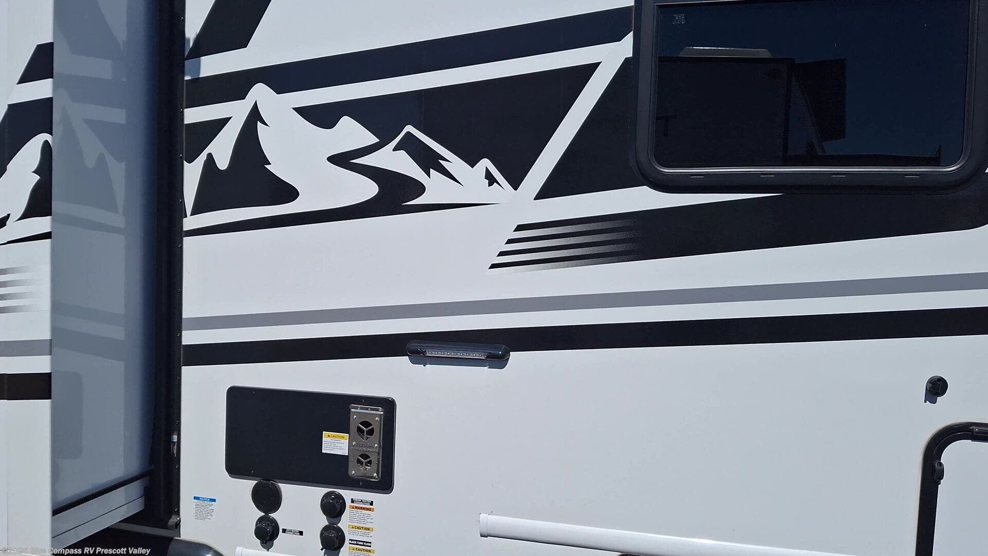 New 2026 East to West Entrada 2800S available in Prescott Valley, Arizona