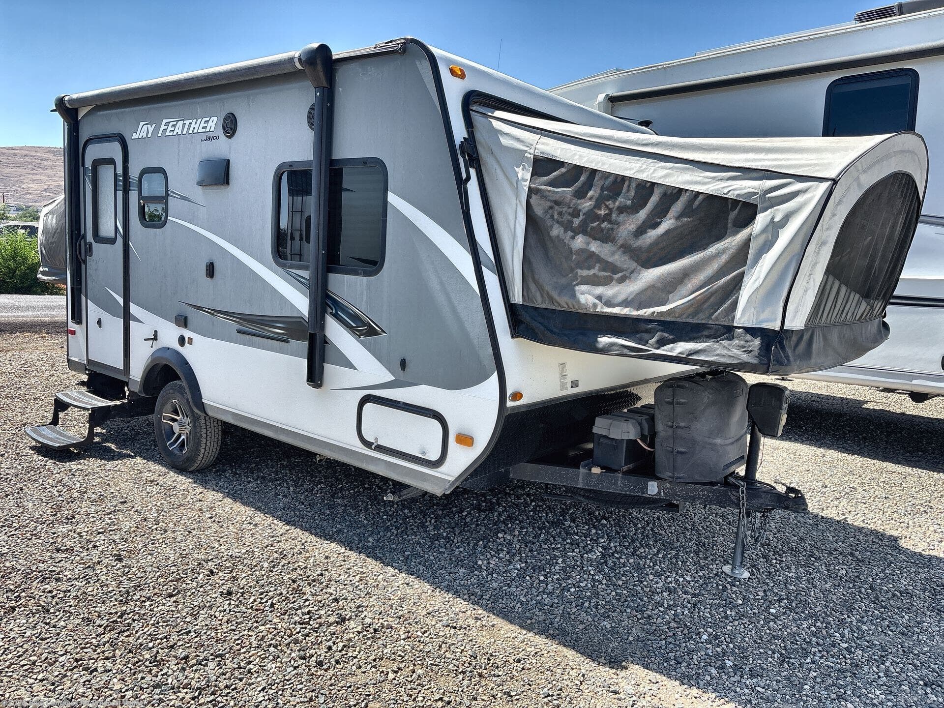 2016 Jayco Jay Feather X17Z - Used Travel Trailer For Sale by Blue Compass RV Prescott Valley in Prescott Valley, Arizona