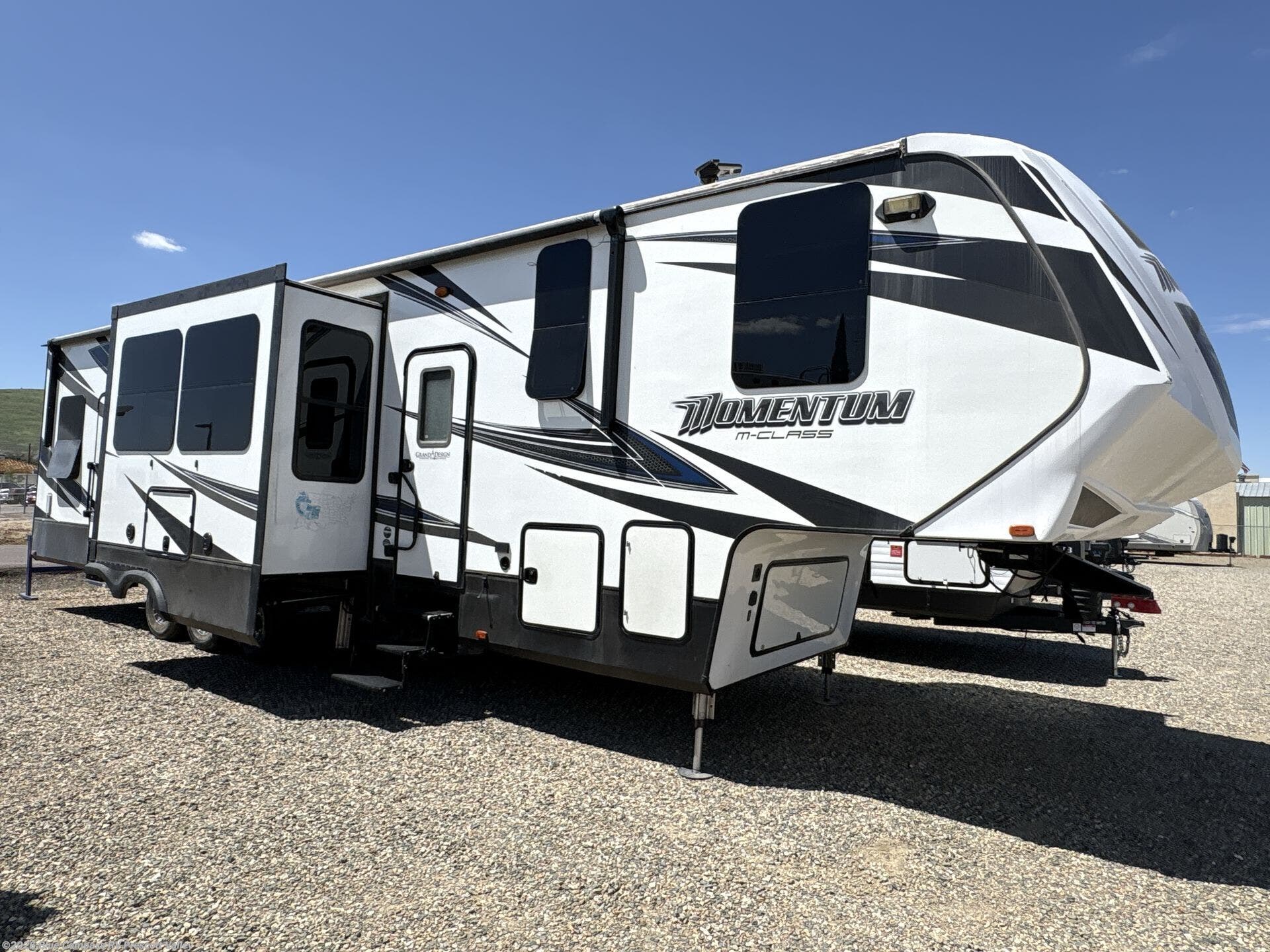 2017 Momentum M-Class 388M by Grand Design from Blue Compass RV Prescott Valley in Prescott Valley, Arizona