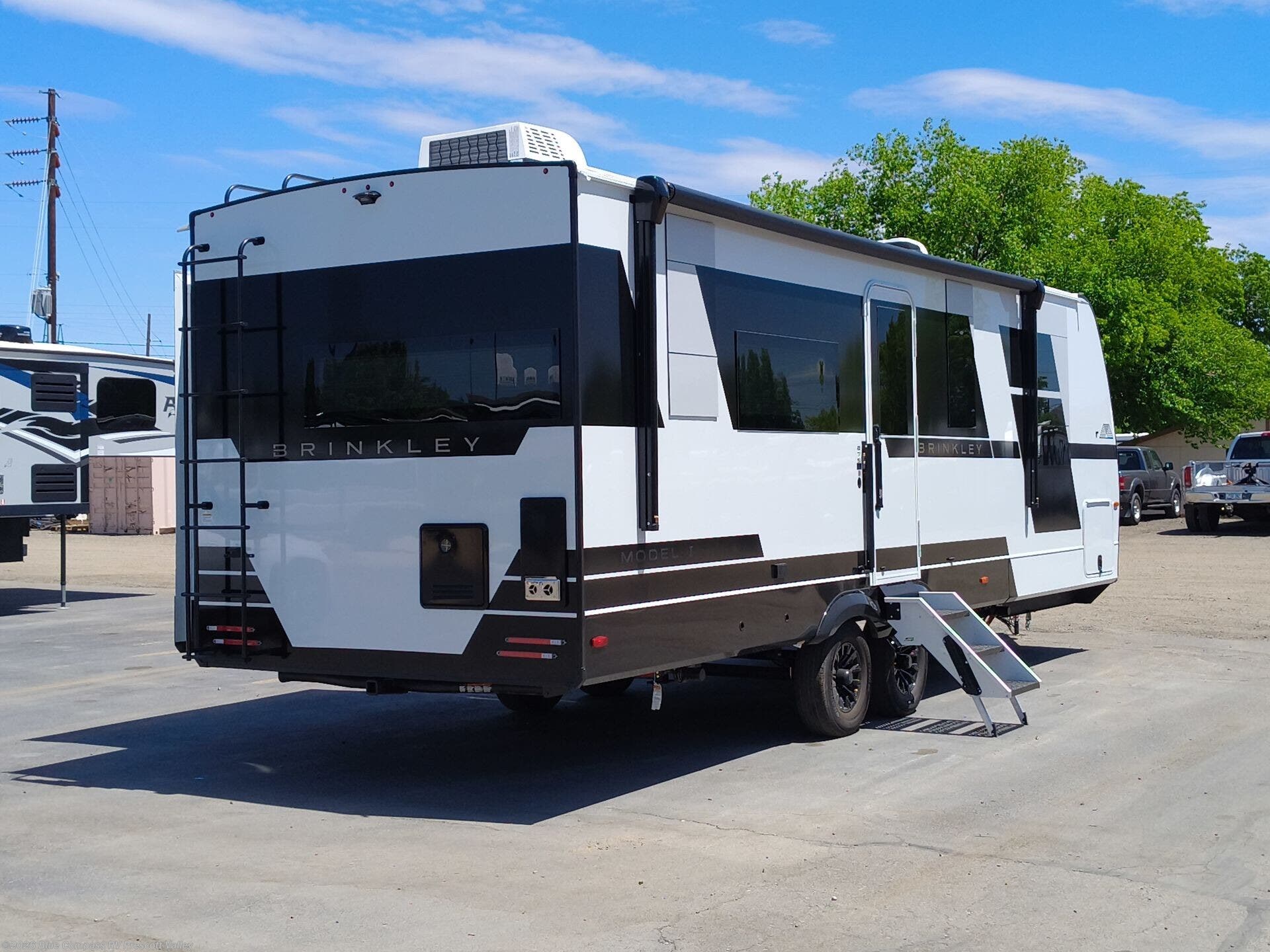 New 2027 Brinkley RV Model I 275 available in Prescott Valley, Arizona